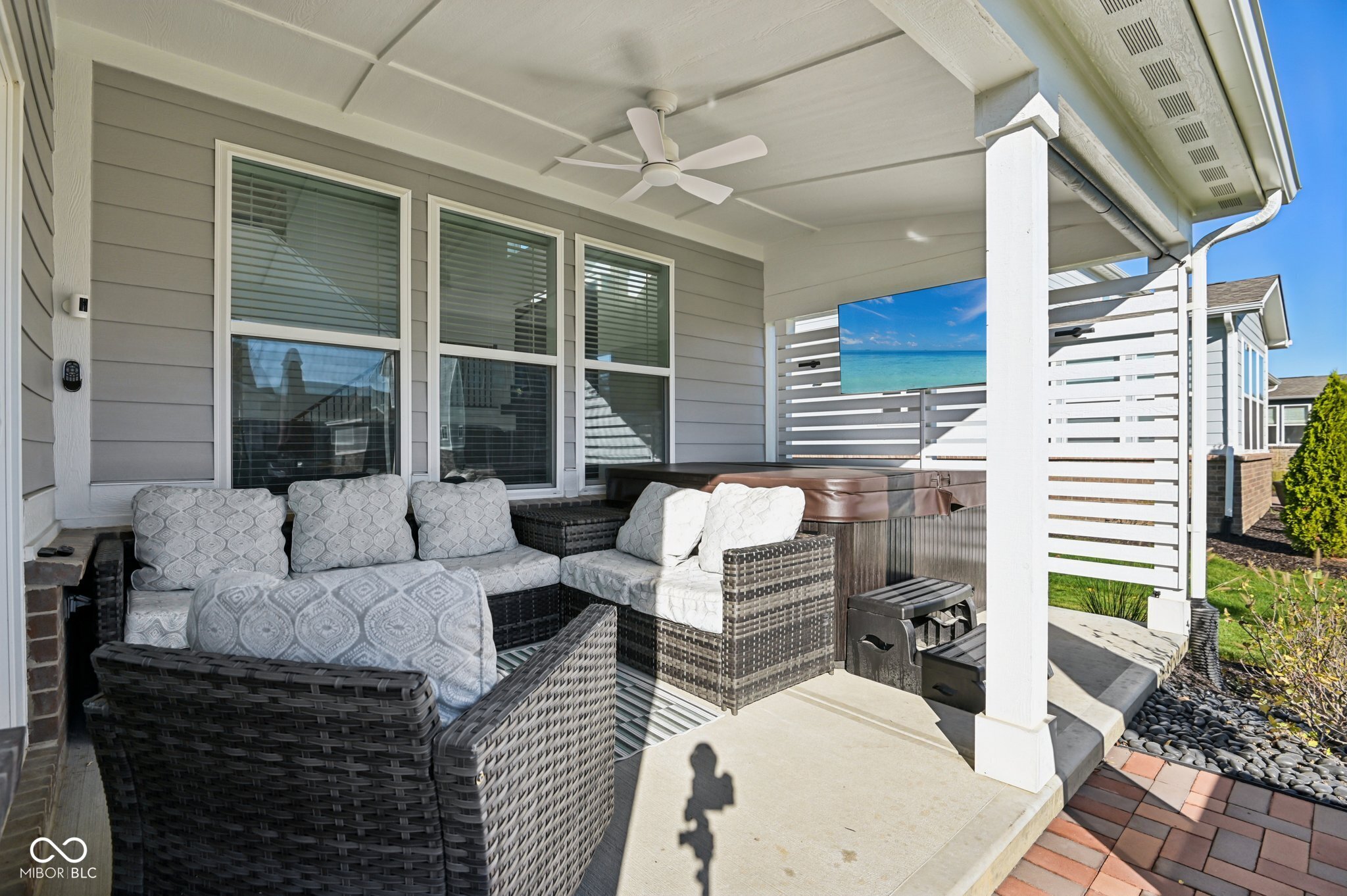 1432 Chatham Hills Boulevard