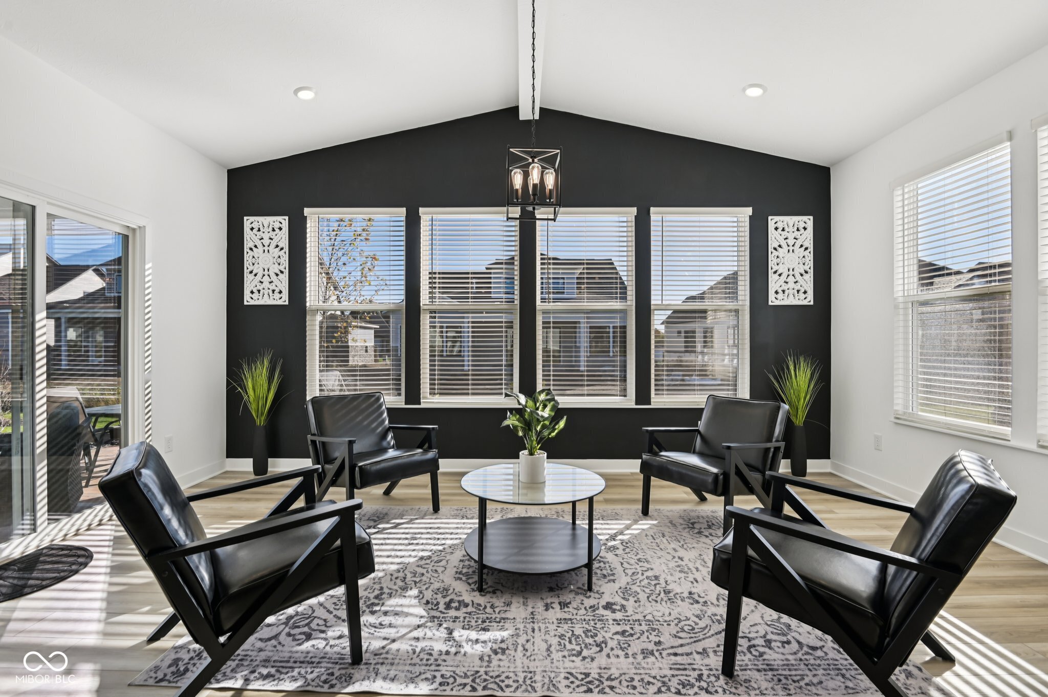 1432 Chatham Hills Boulevard