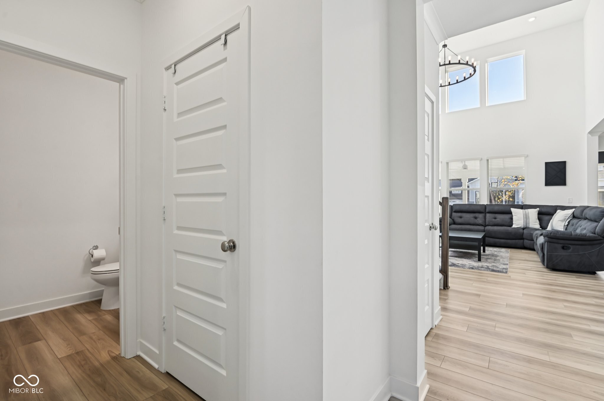 1432 Chatham Hills Boulevard