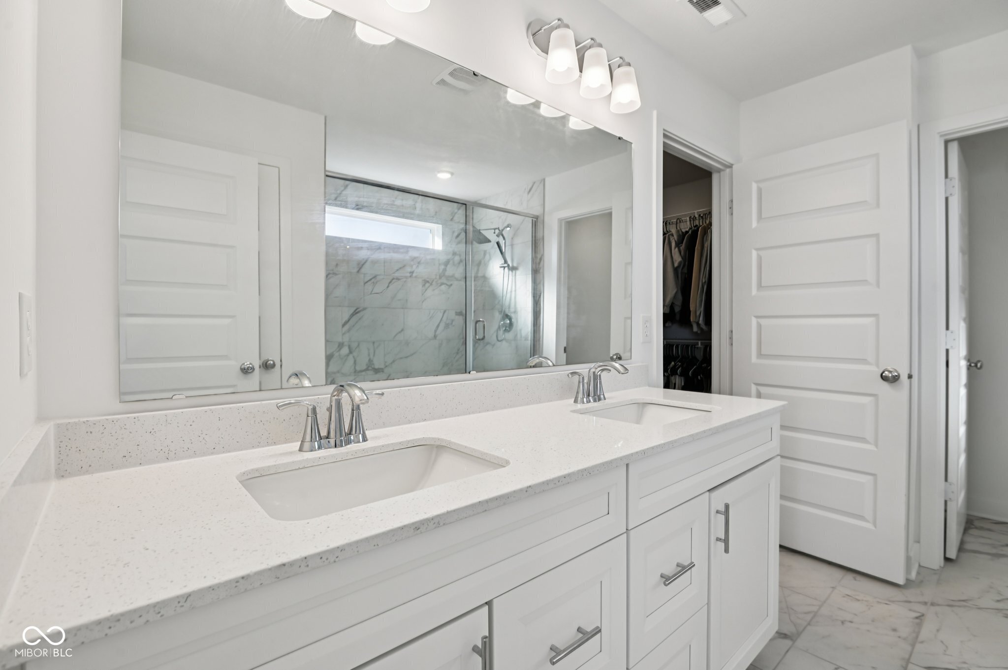 1432 Chatham Hills Boulevard