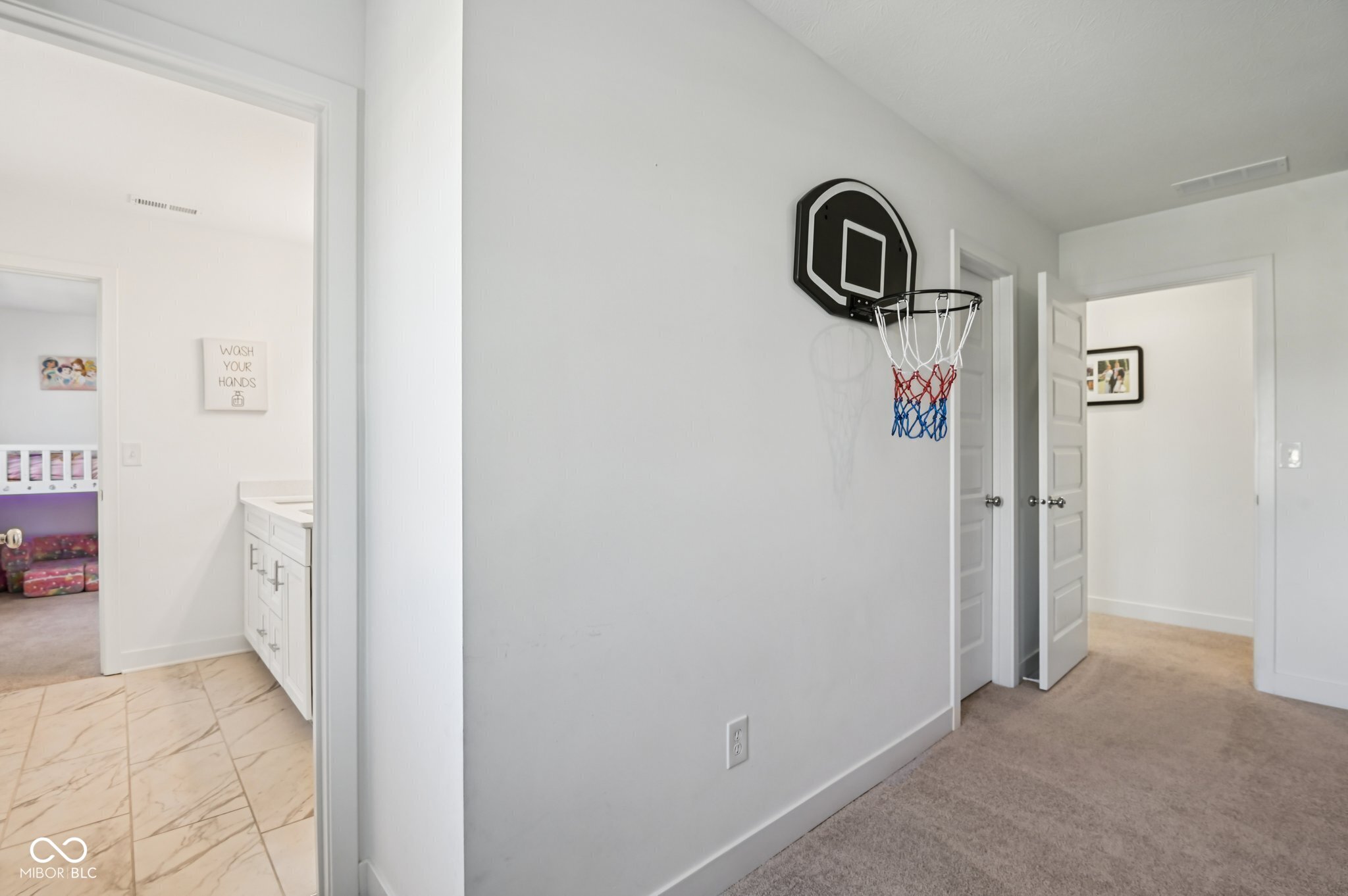 1432 Chatham Hills Boulevard