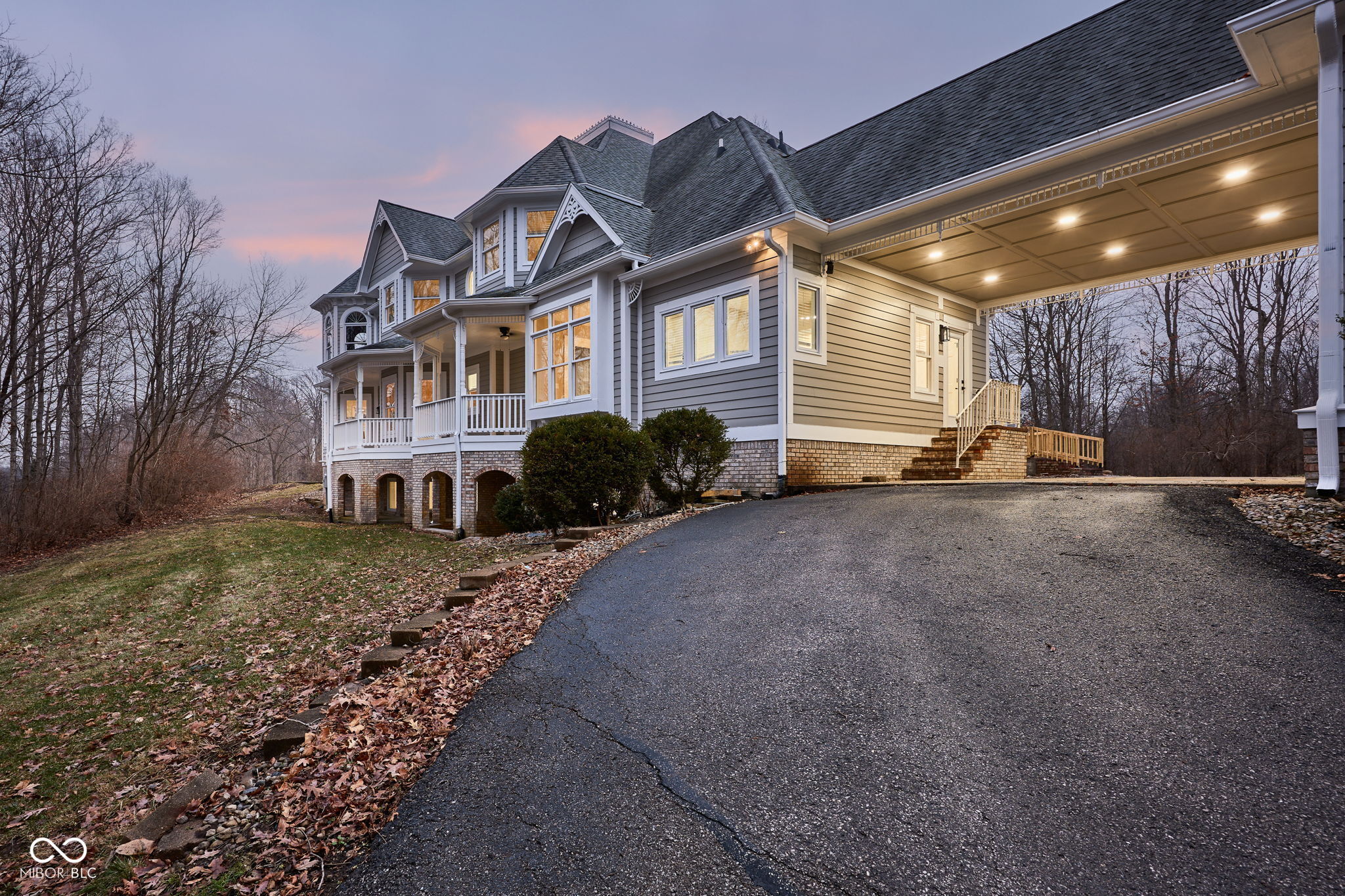 15 S Creedmoor Way