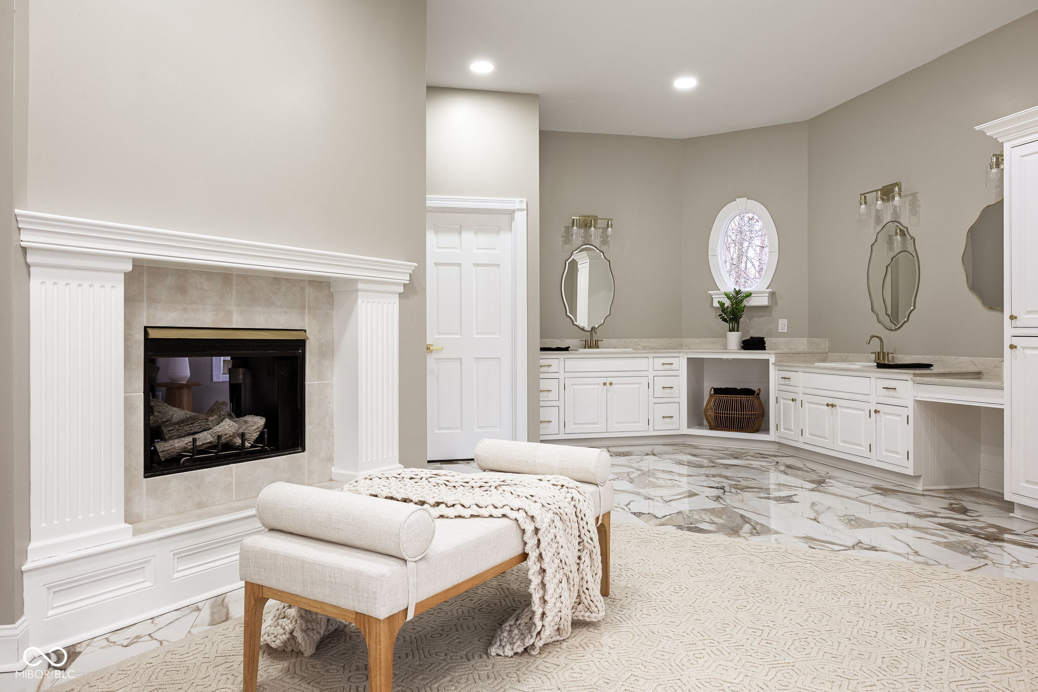 15 S Creedmoor Way