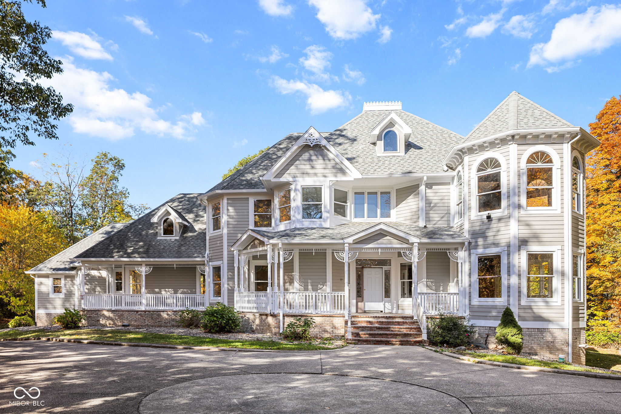 15 S Creedmoor Way