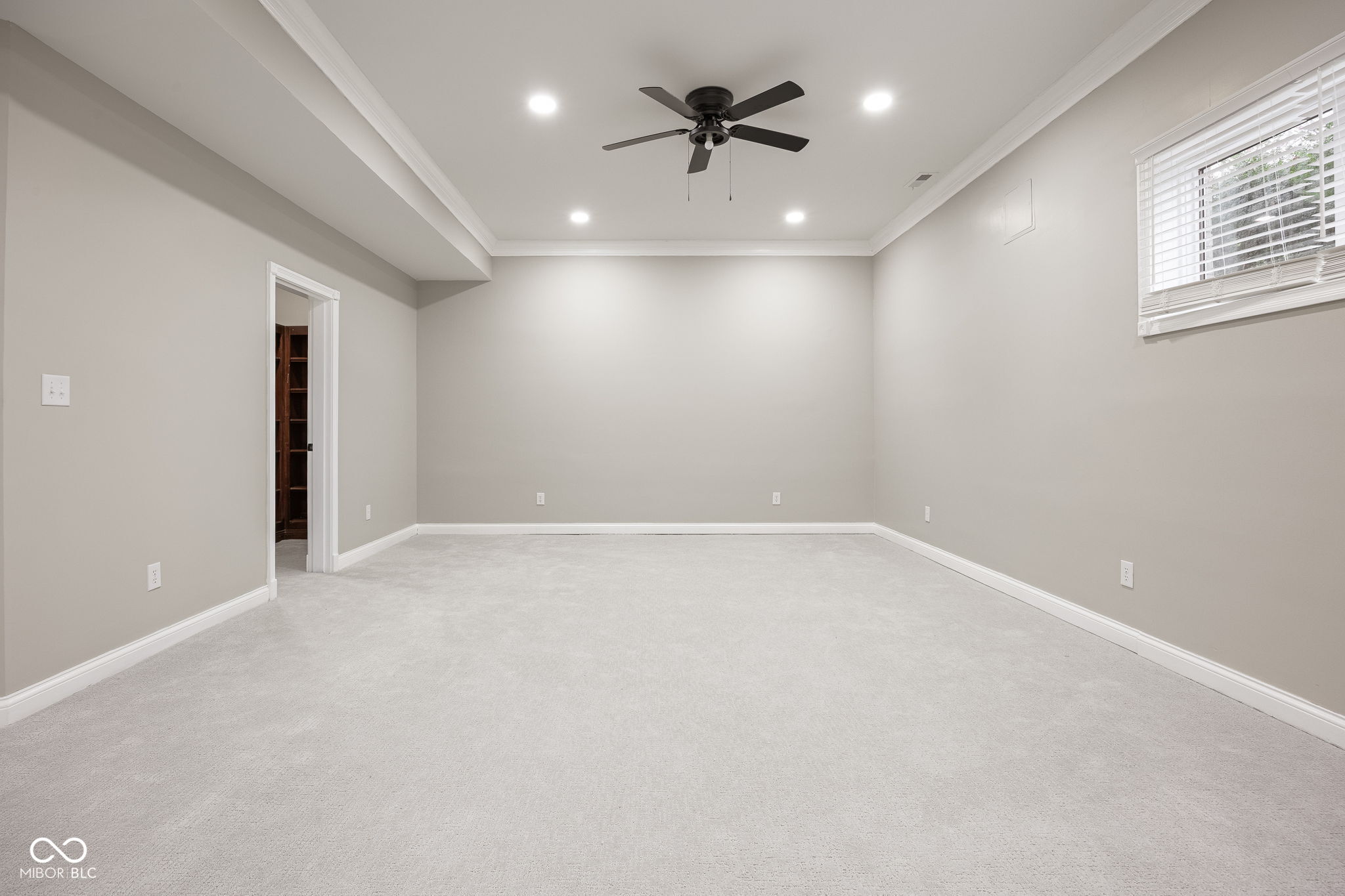 15 S Creedmoor Way