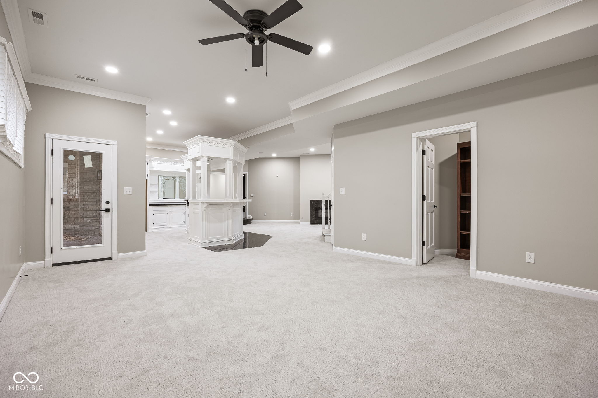 15 S Creedmoor Way