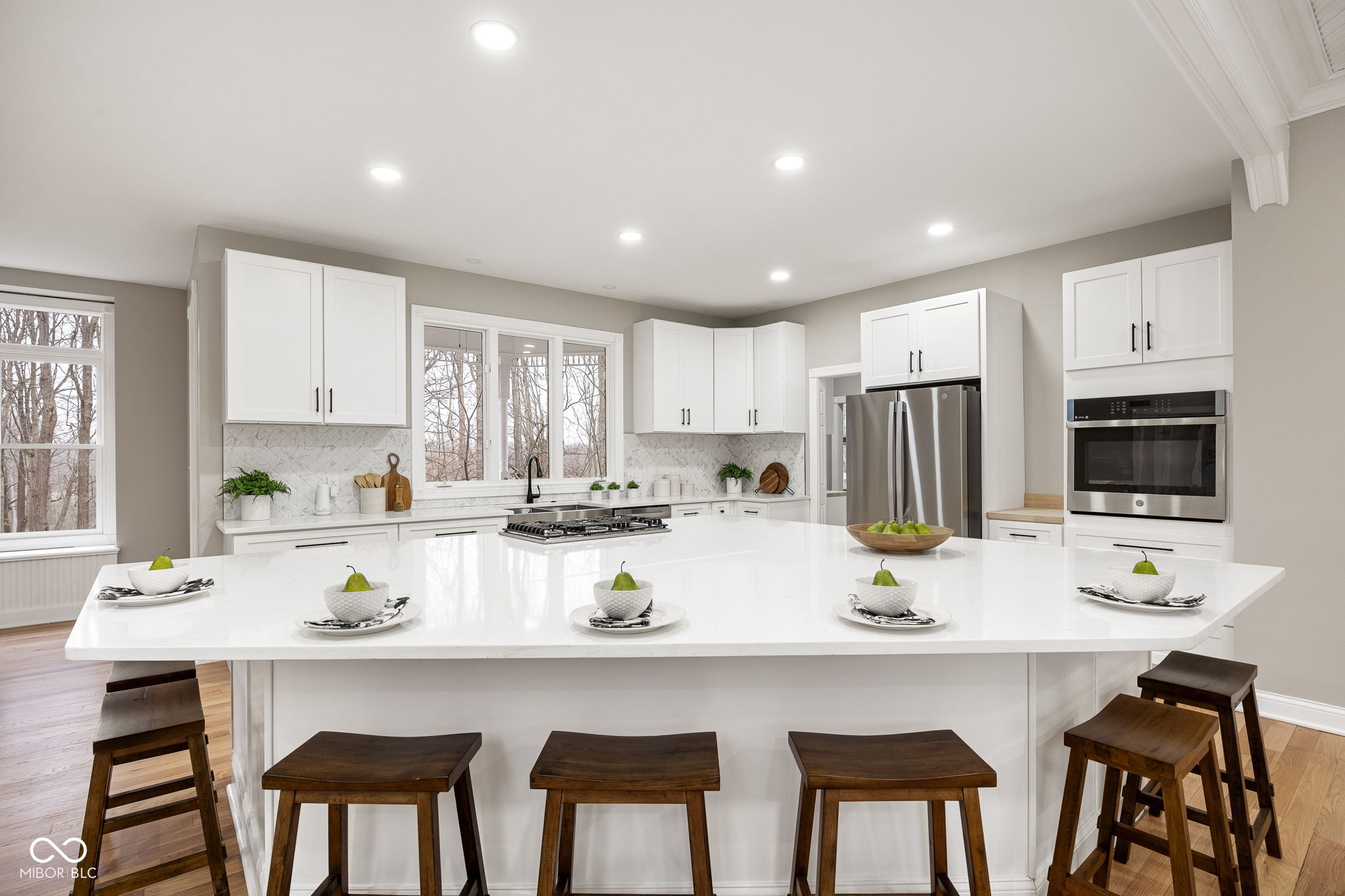 15 S Creedmoor Way