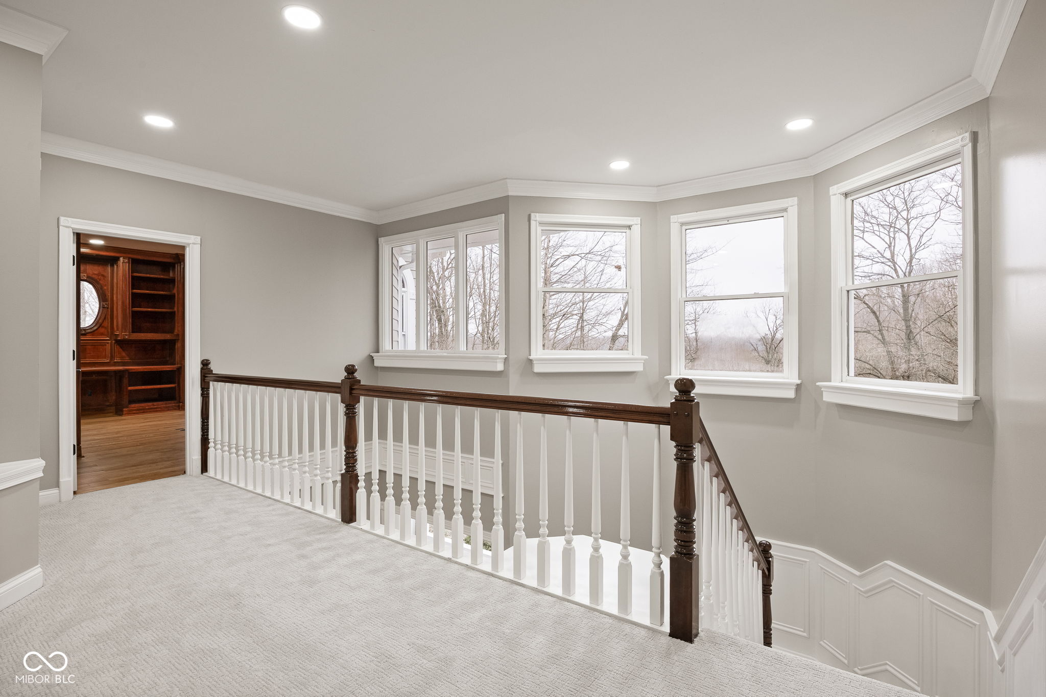 15 S Creedmoor Way