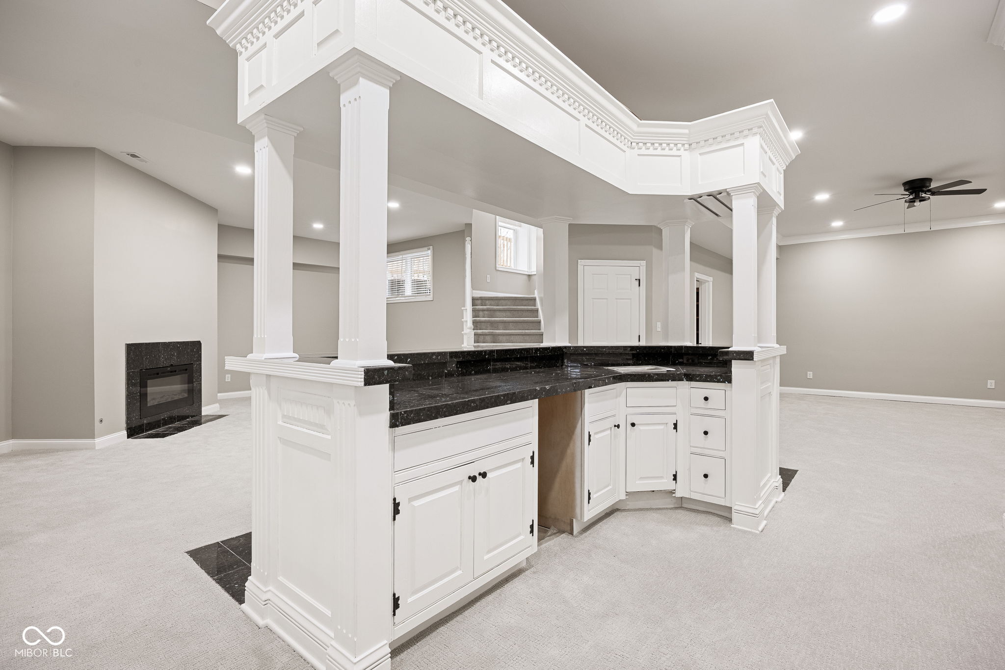15 S Creedmoor Way