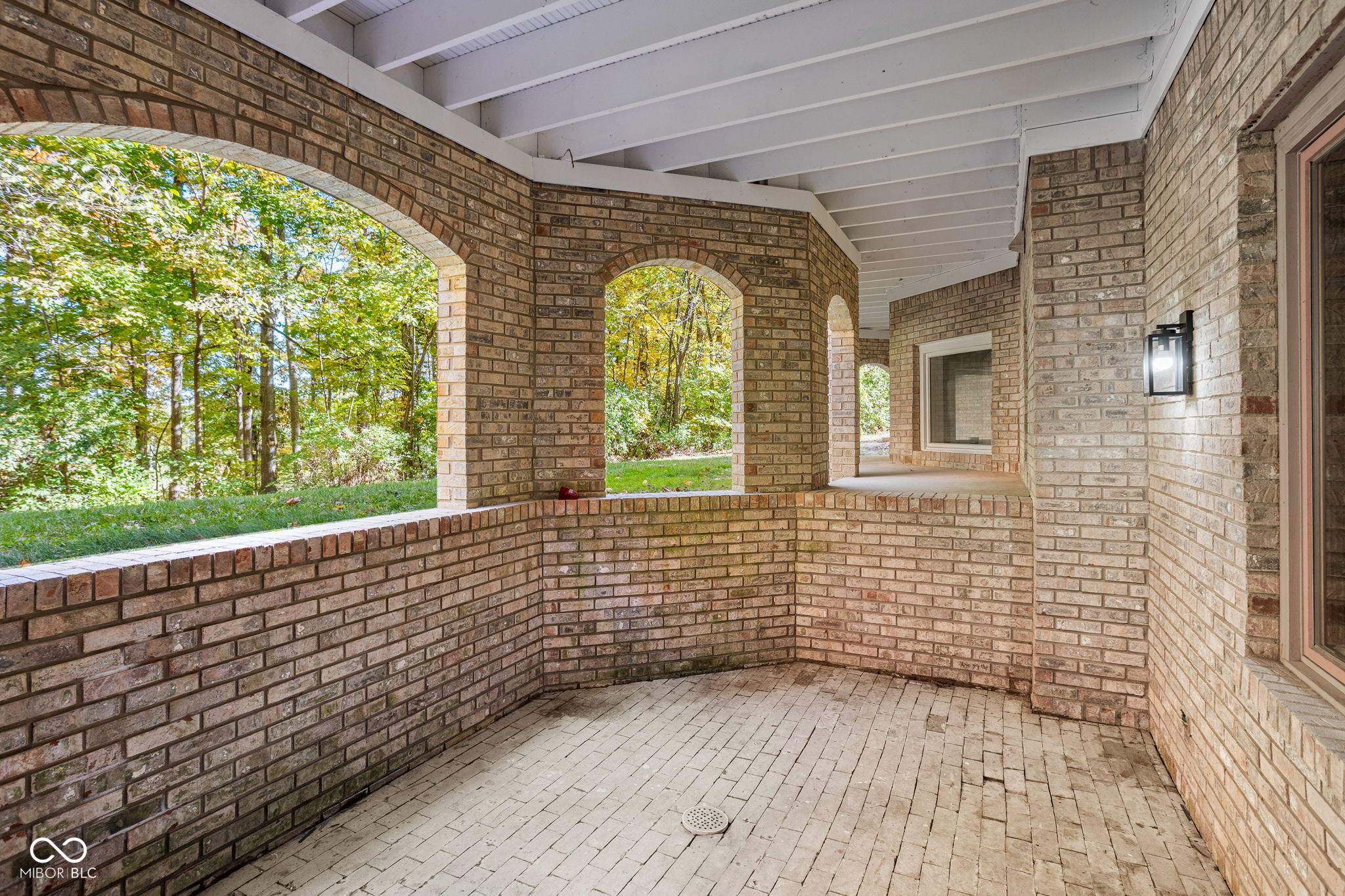 15 S Creedmoor Way