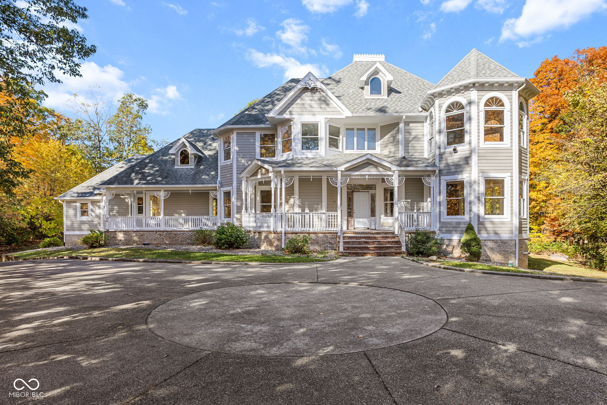 15 S Creedmoor Way