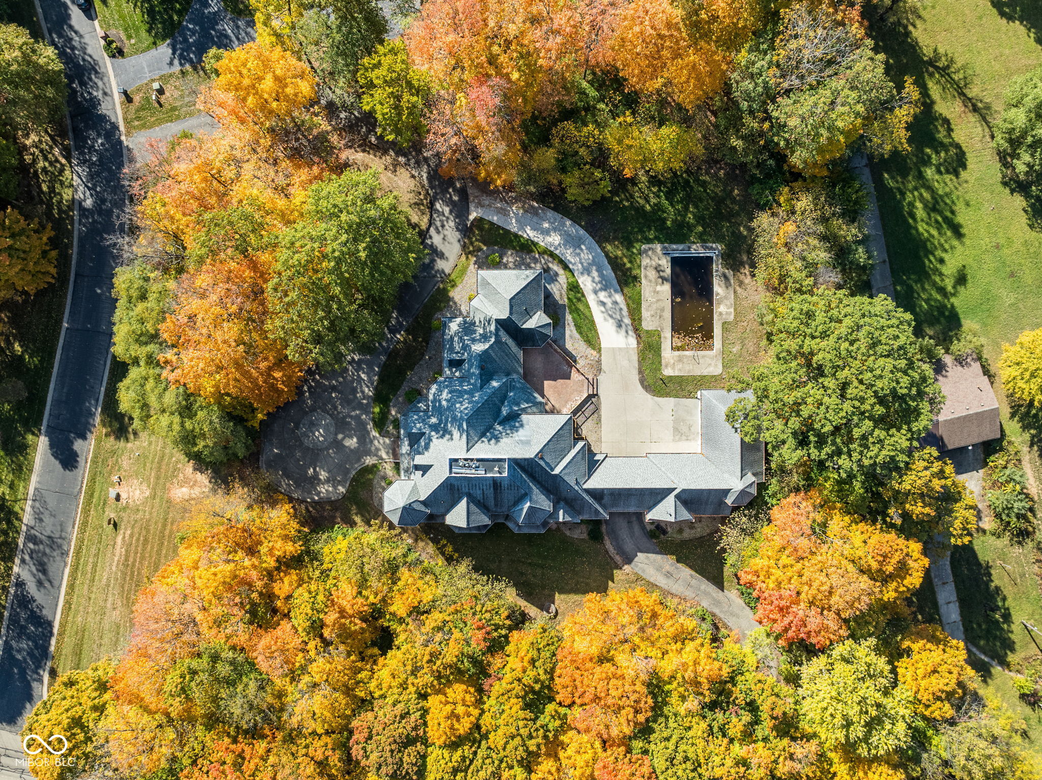 15 S Creedmoor Way