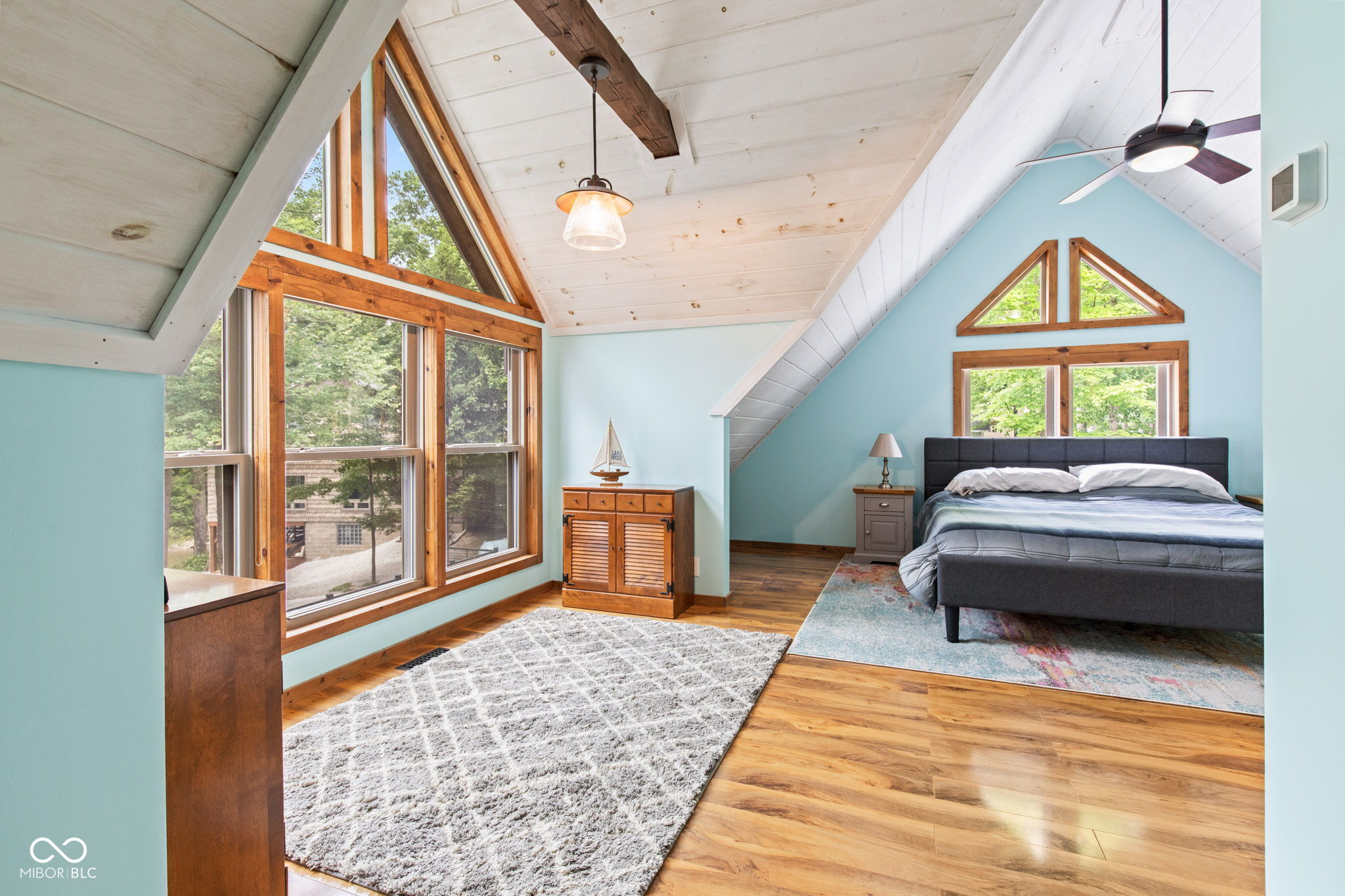 2540 S Annapolis Road