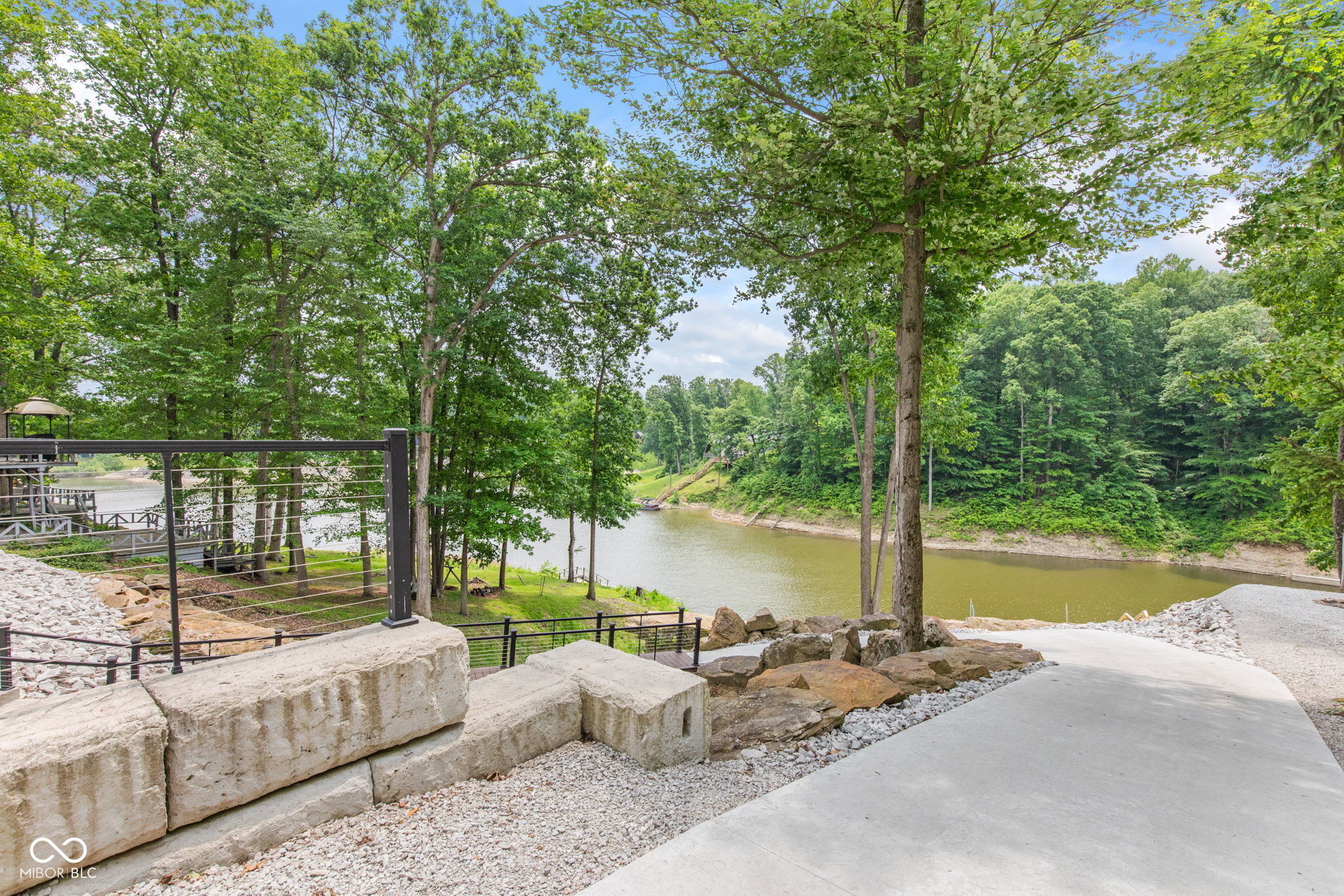 2540 S Annapolis Road