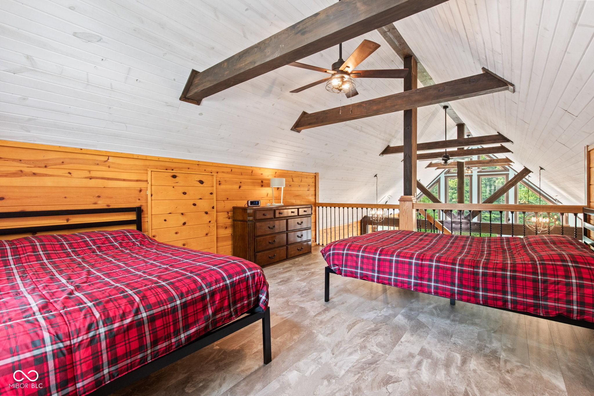 2540 S Annapolis Road