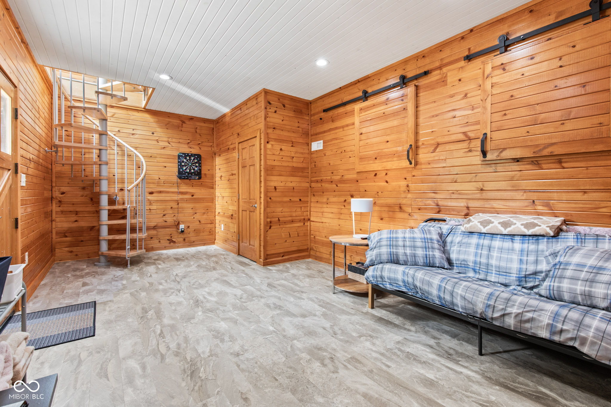 2540 S Annapolis Road