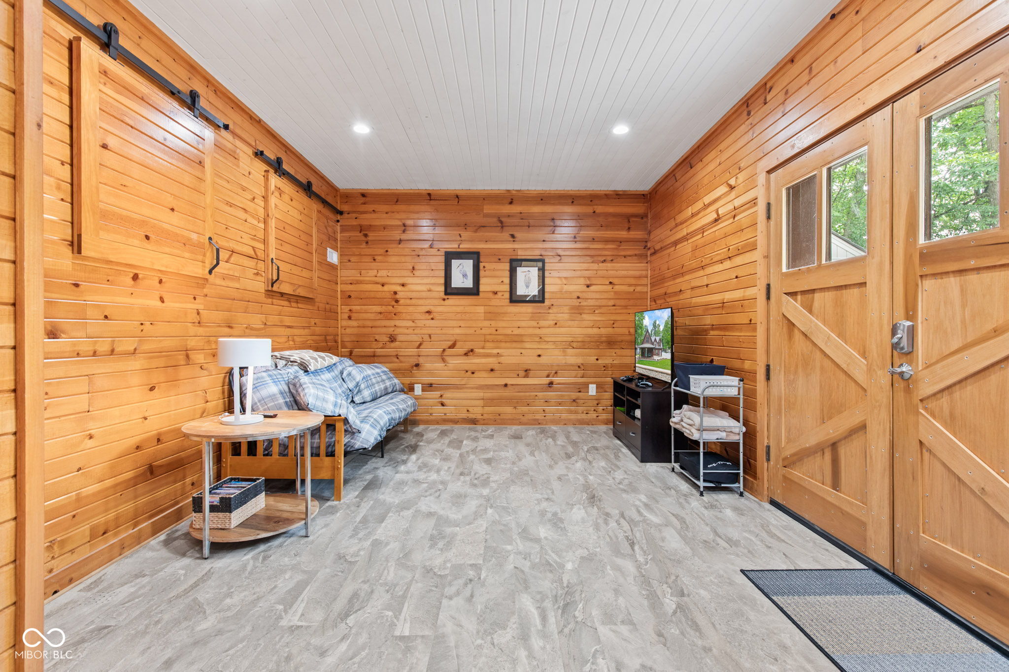 2540 S Annapolis Road