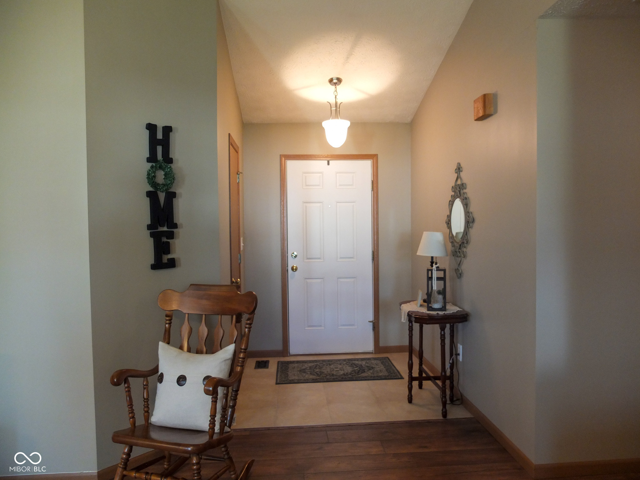 31 Hickory Lane S