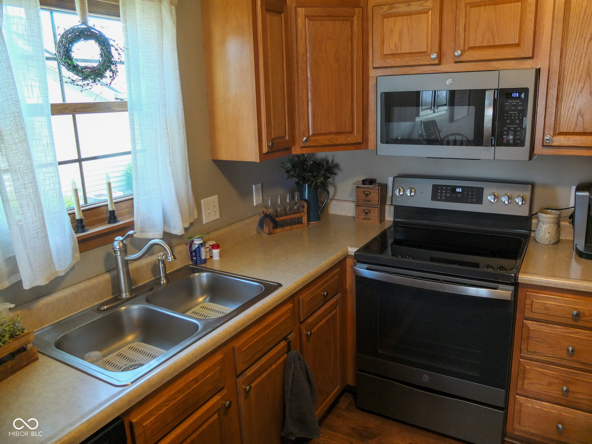 31 Hickory Lane S