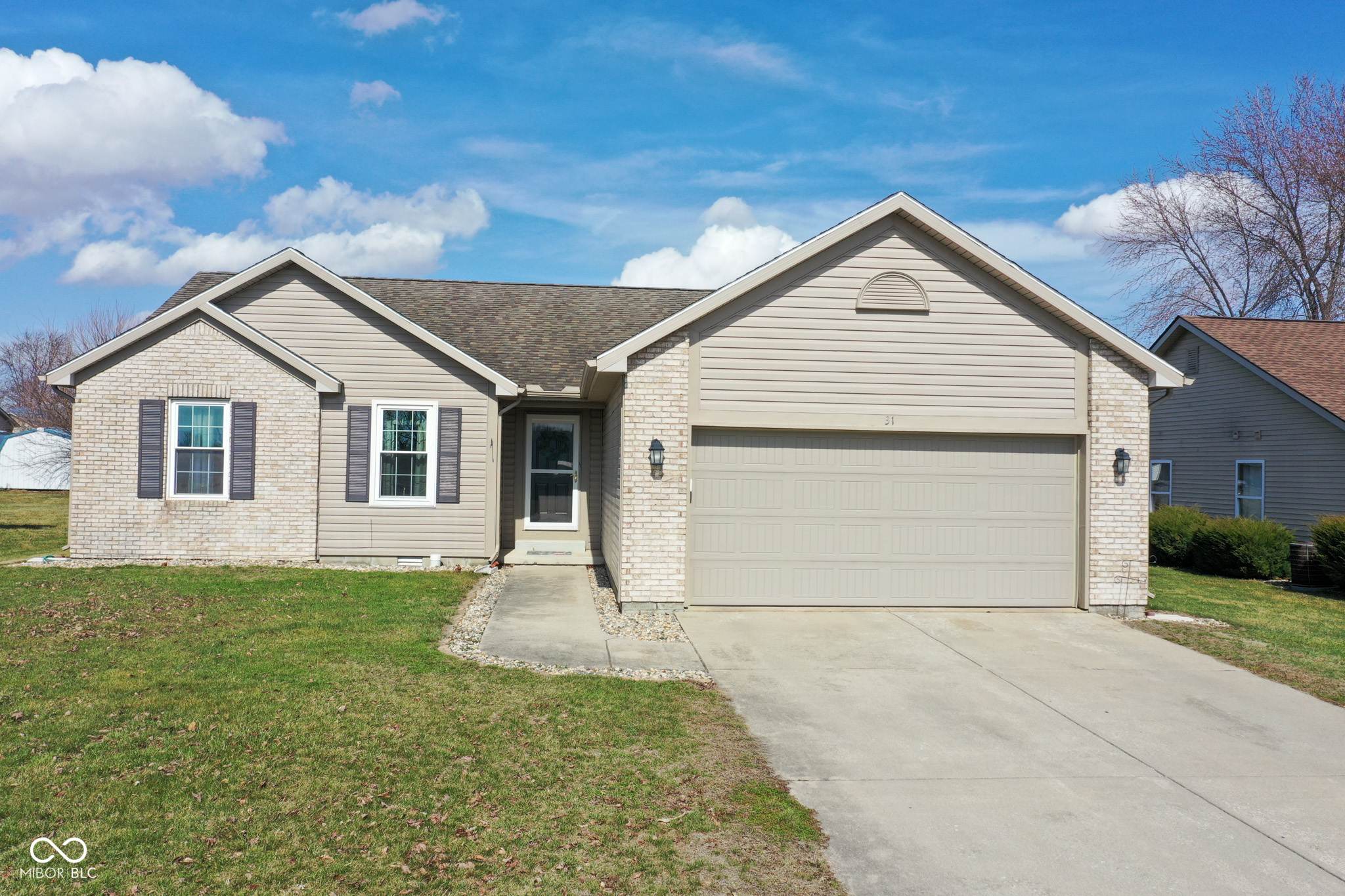 31 Hickory Lane S