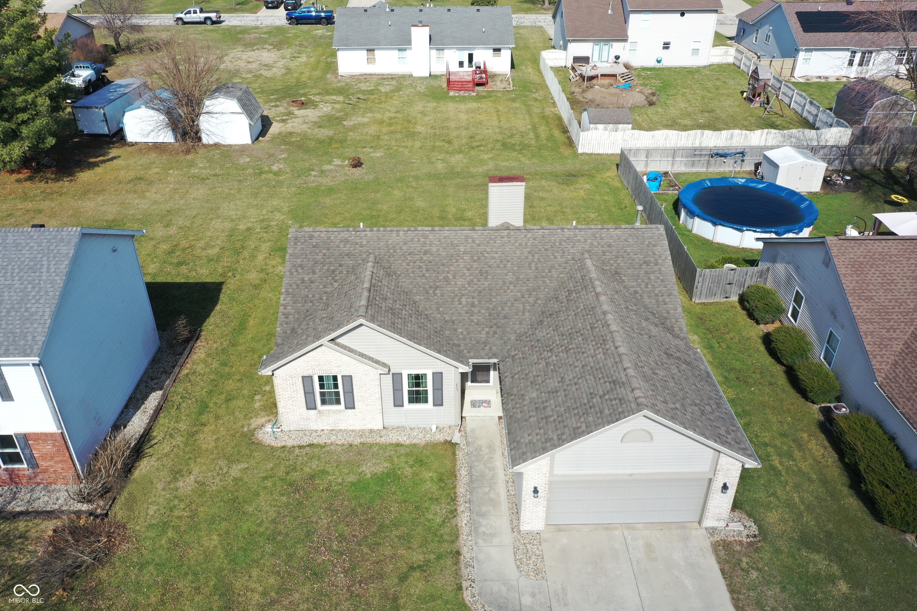 31 Hickory Lane S
