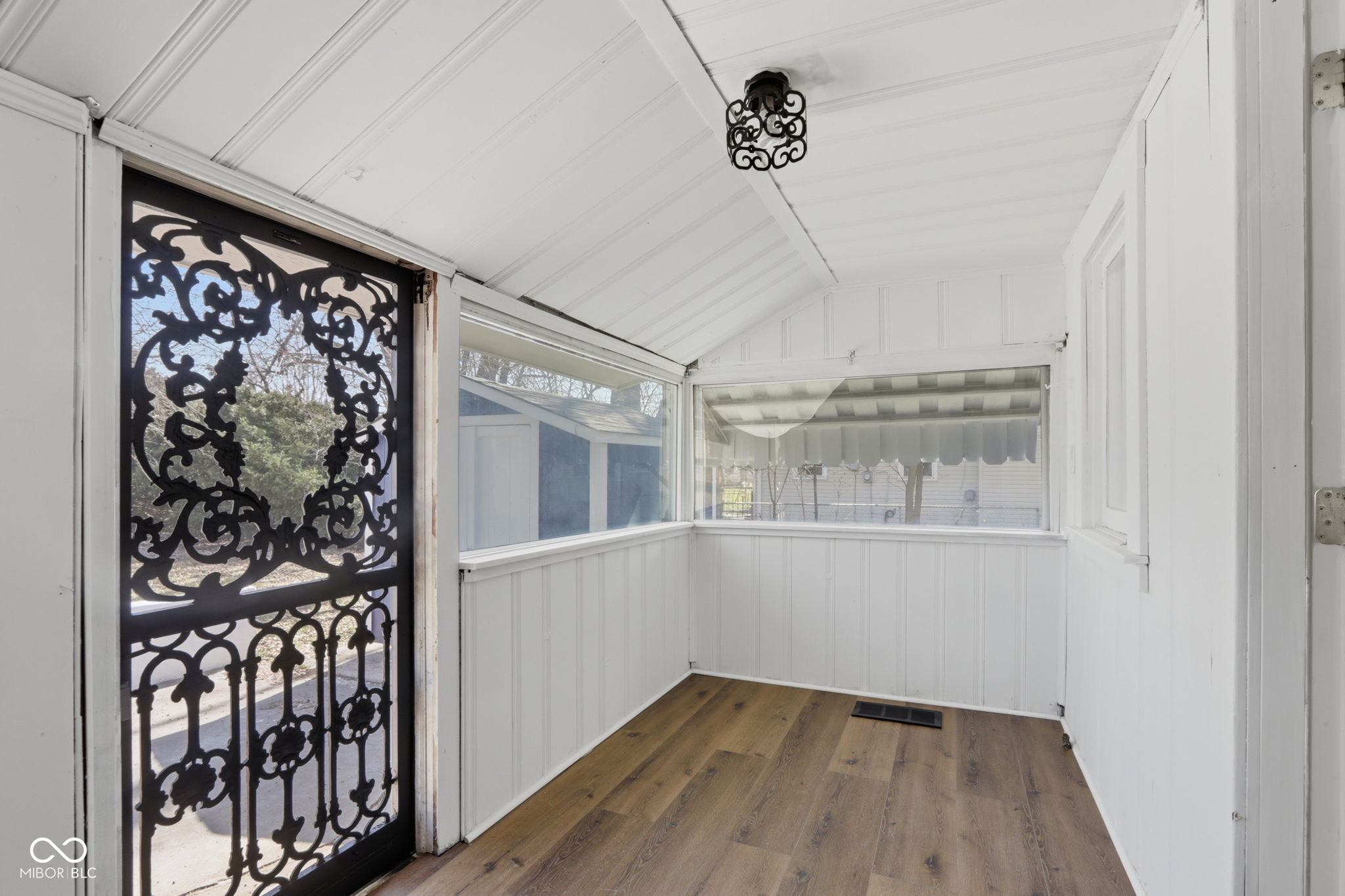 631 N Spring Street