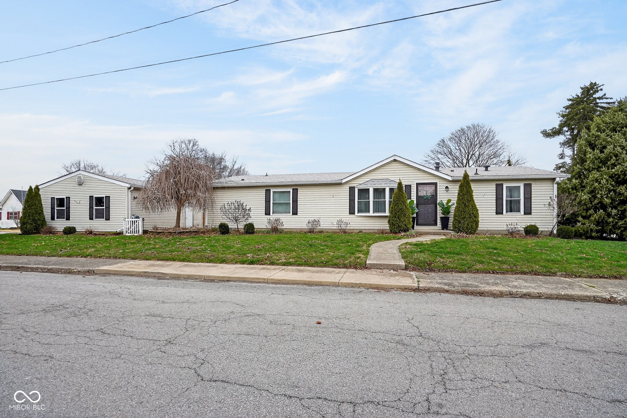 312 E 10th Street