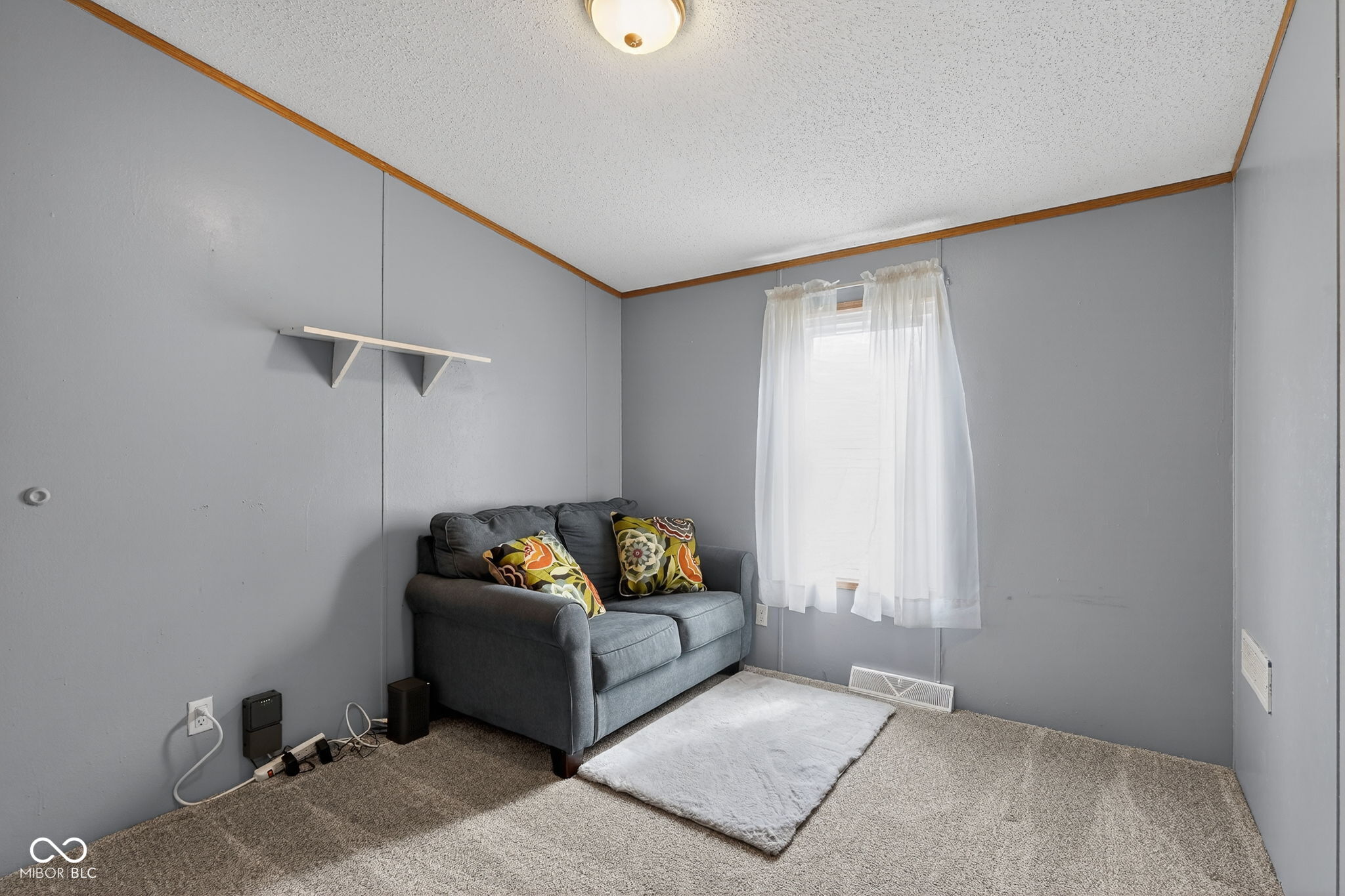 312 E 10th Street
