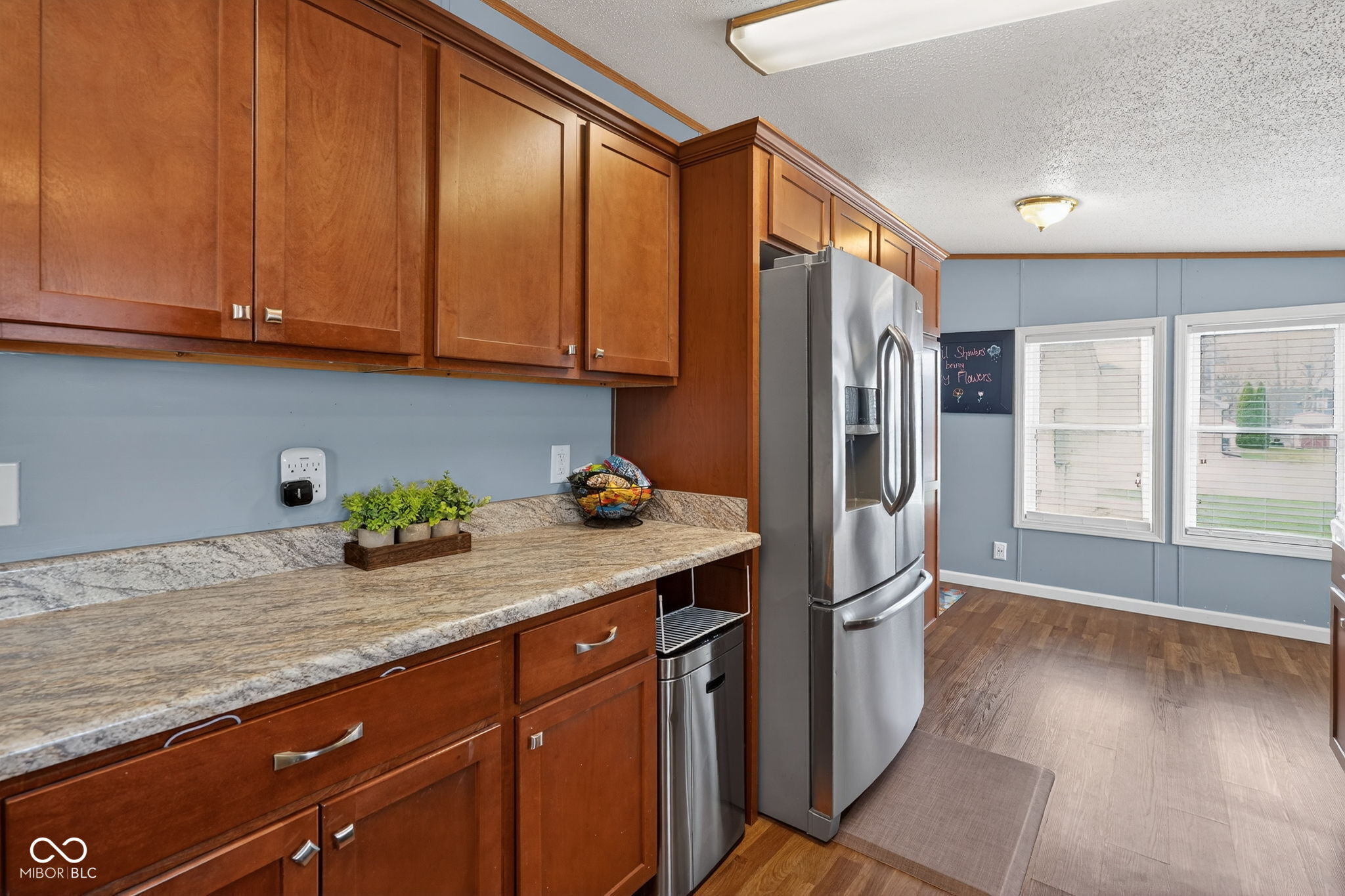 312 E 10th Street