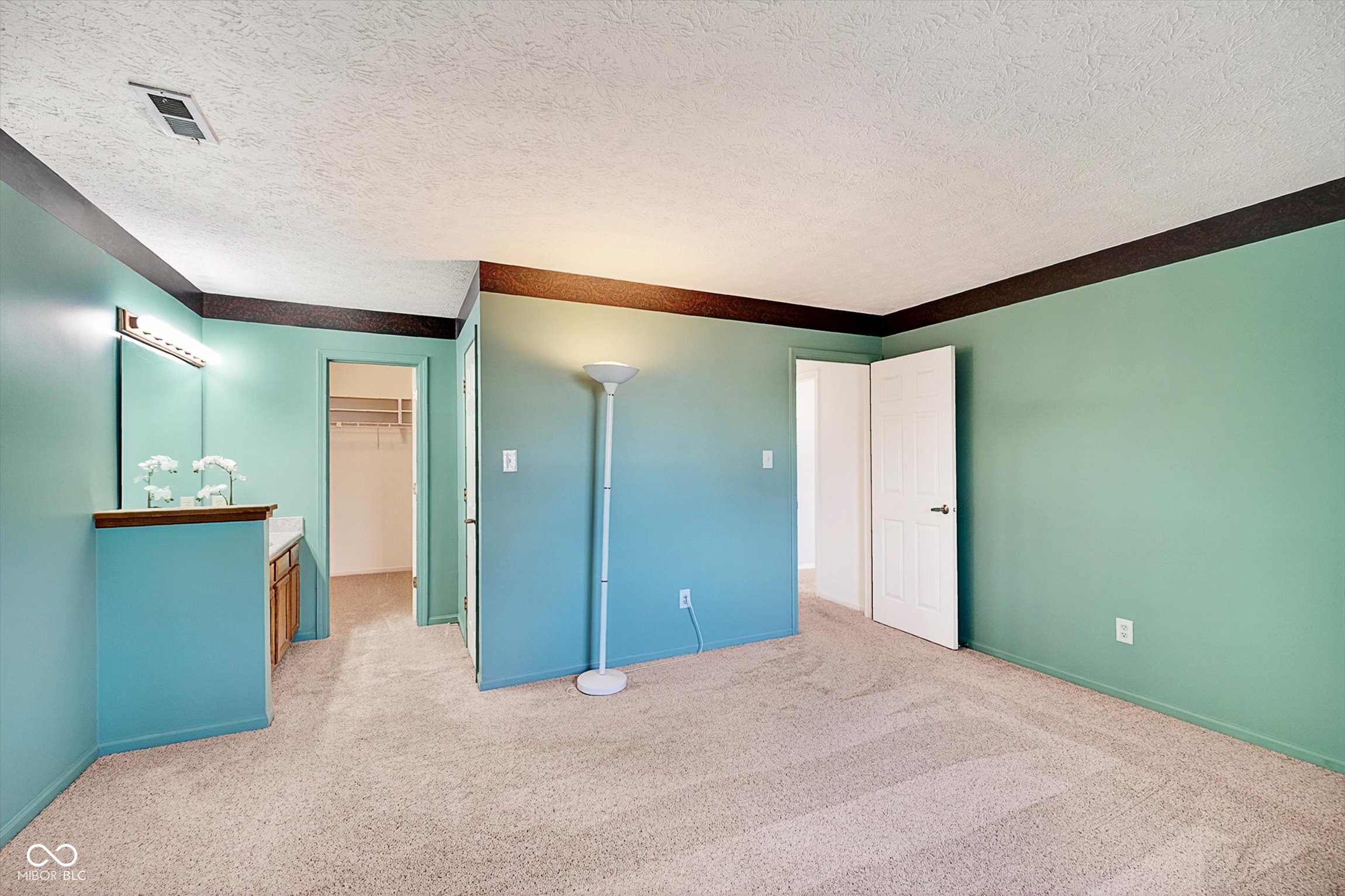 5541 Allison Way