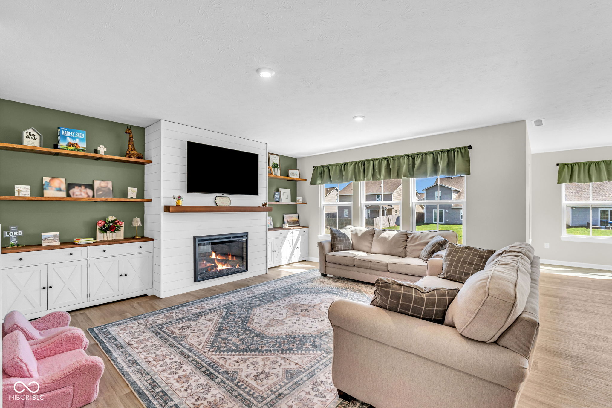 396 Weaver Lane