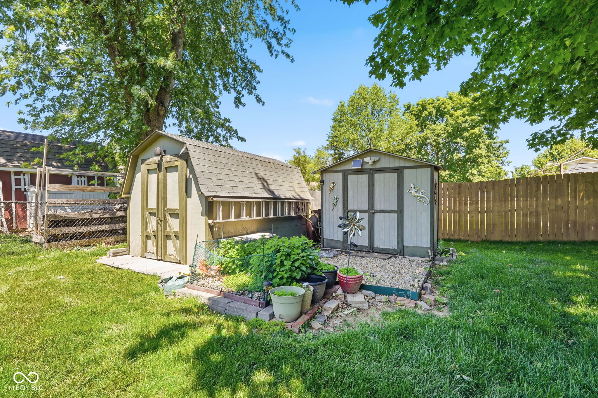 3712 Ivory Way