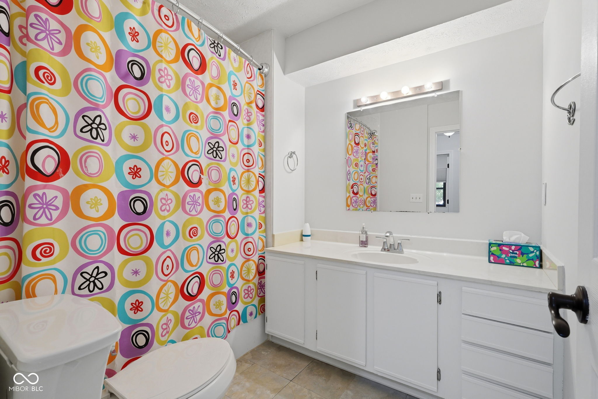 3712 Ivory Way
