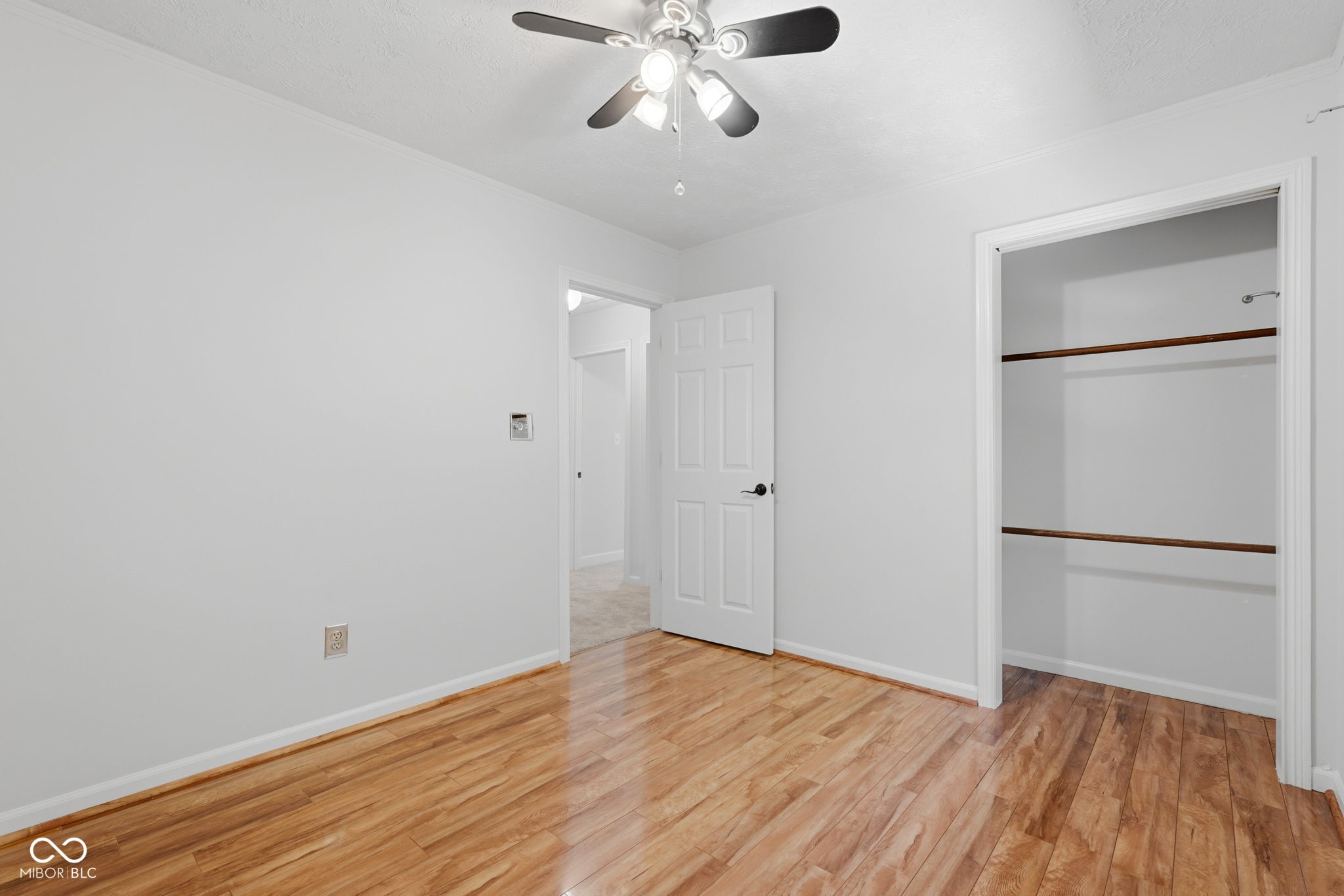 3712 Ivory Way