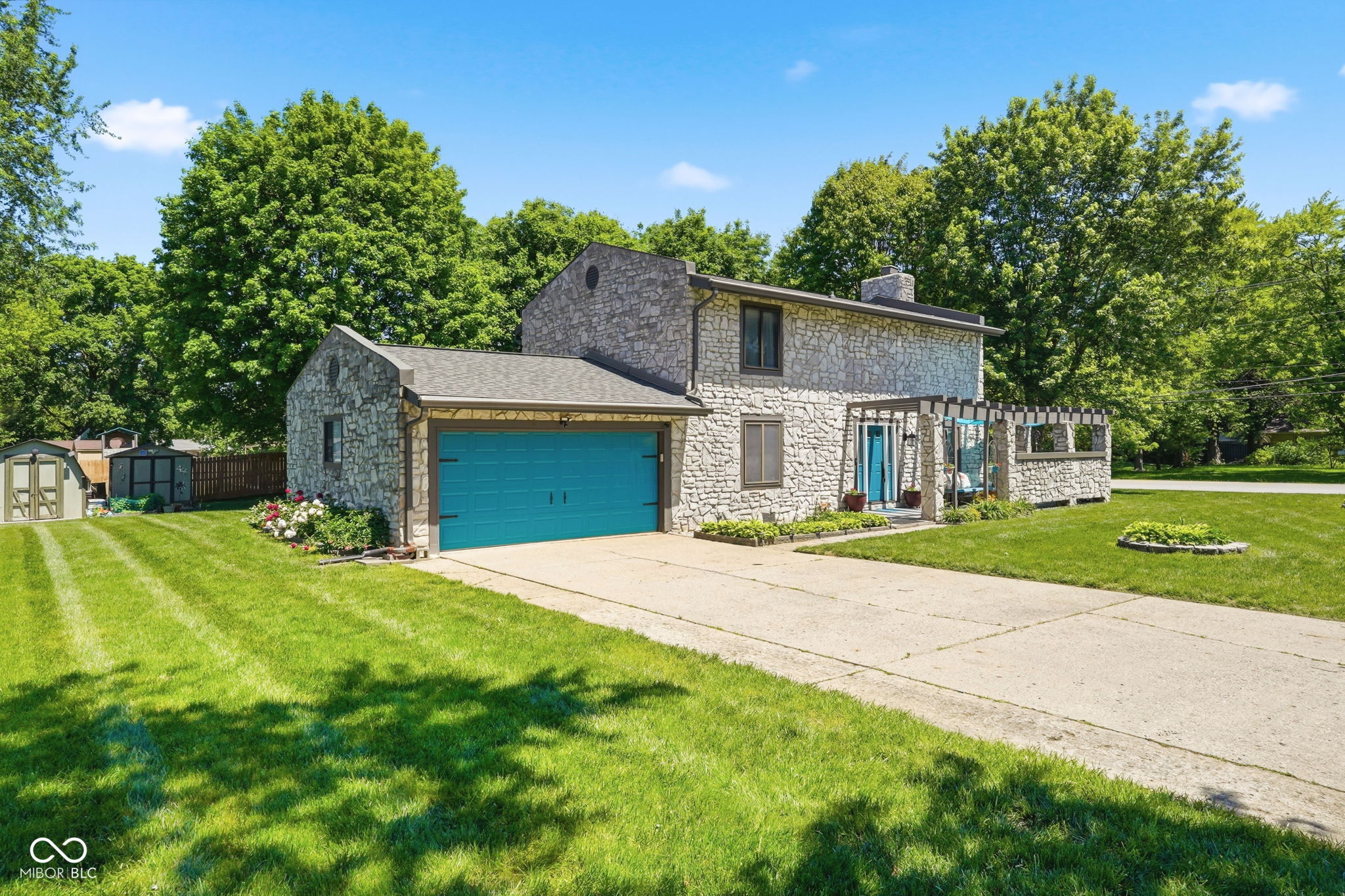 3712 Ivory Way