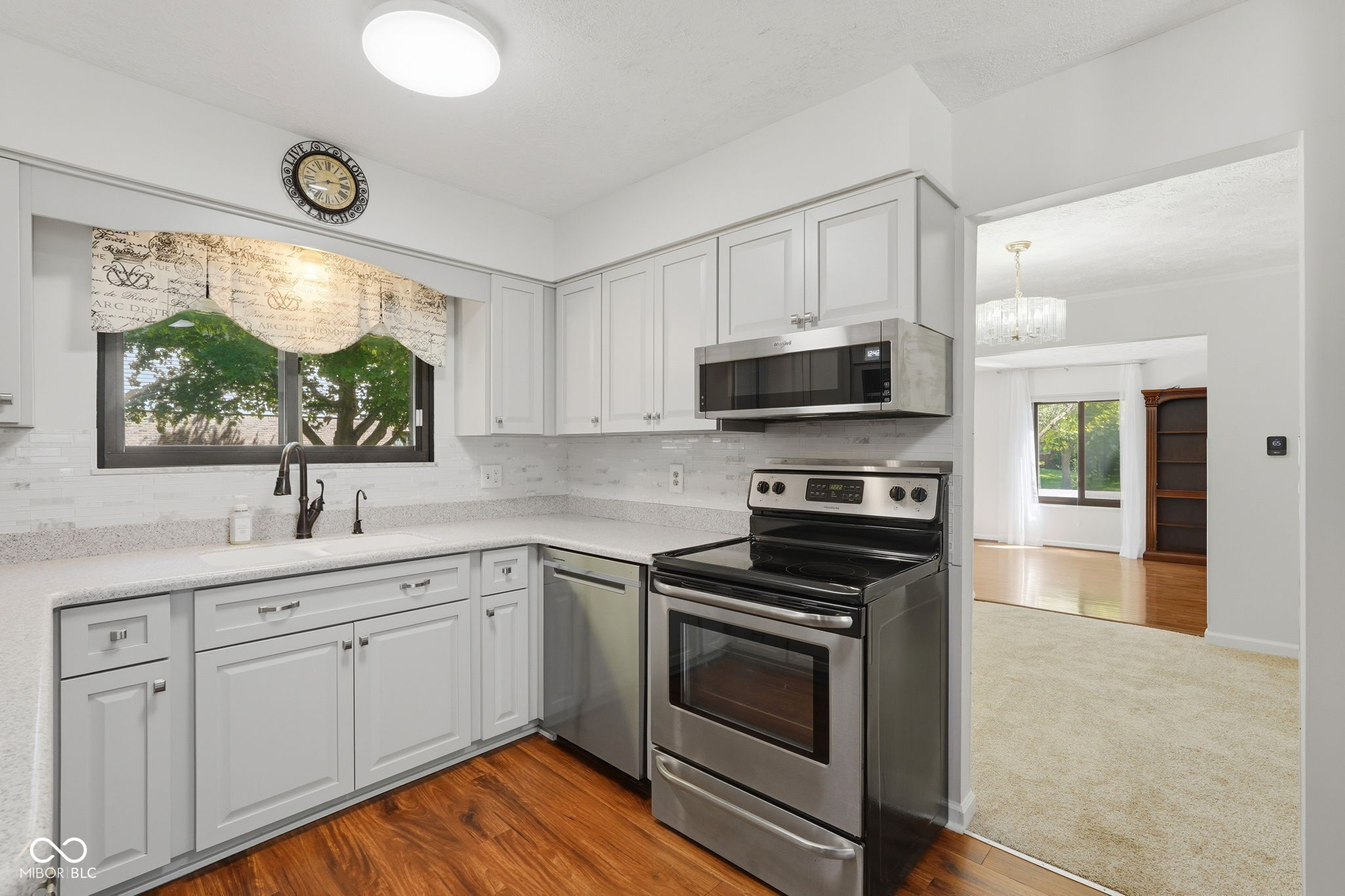 3712 Ivory Way