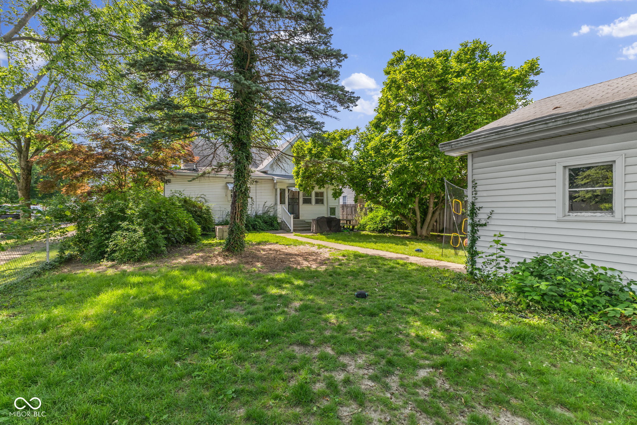 401 N East Street