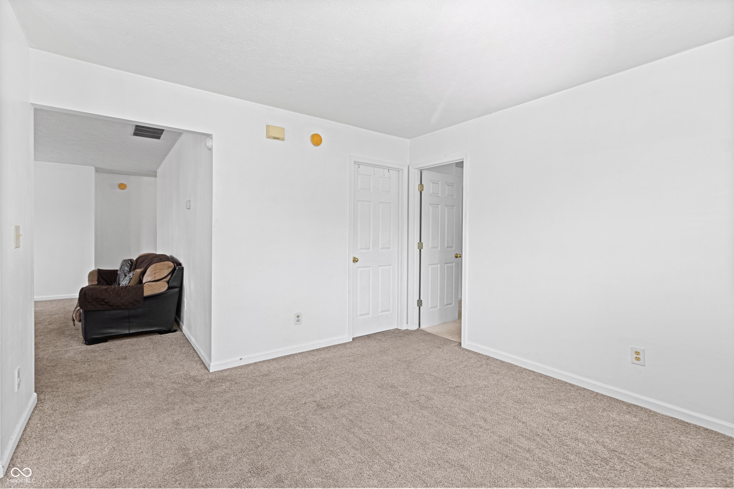 10941 Snowdrop Way