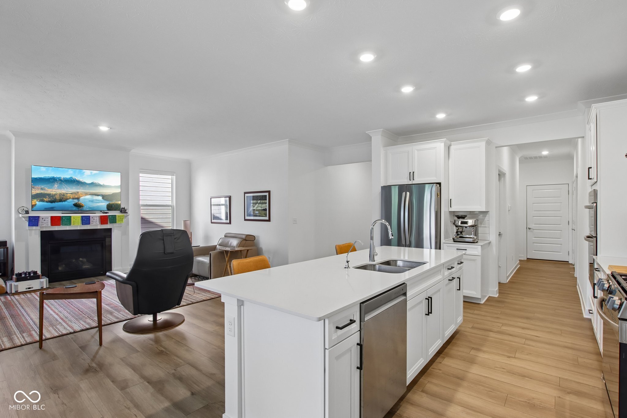 200 Derringer Avenue