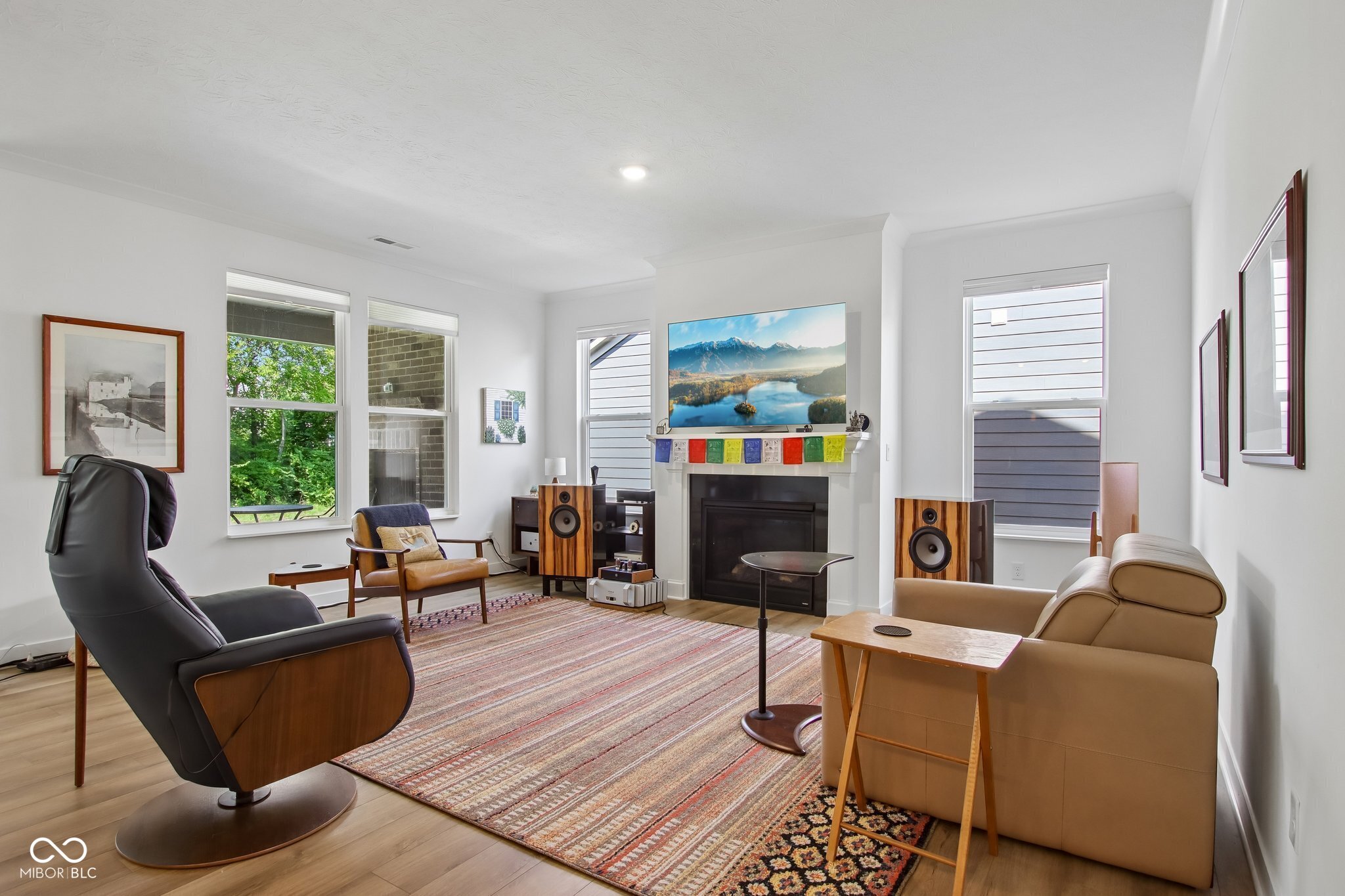 200 Derringer Avenue