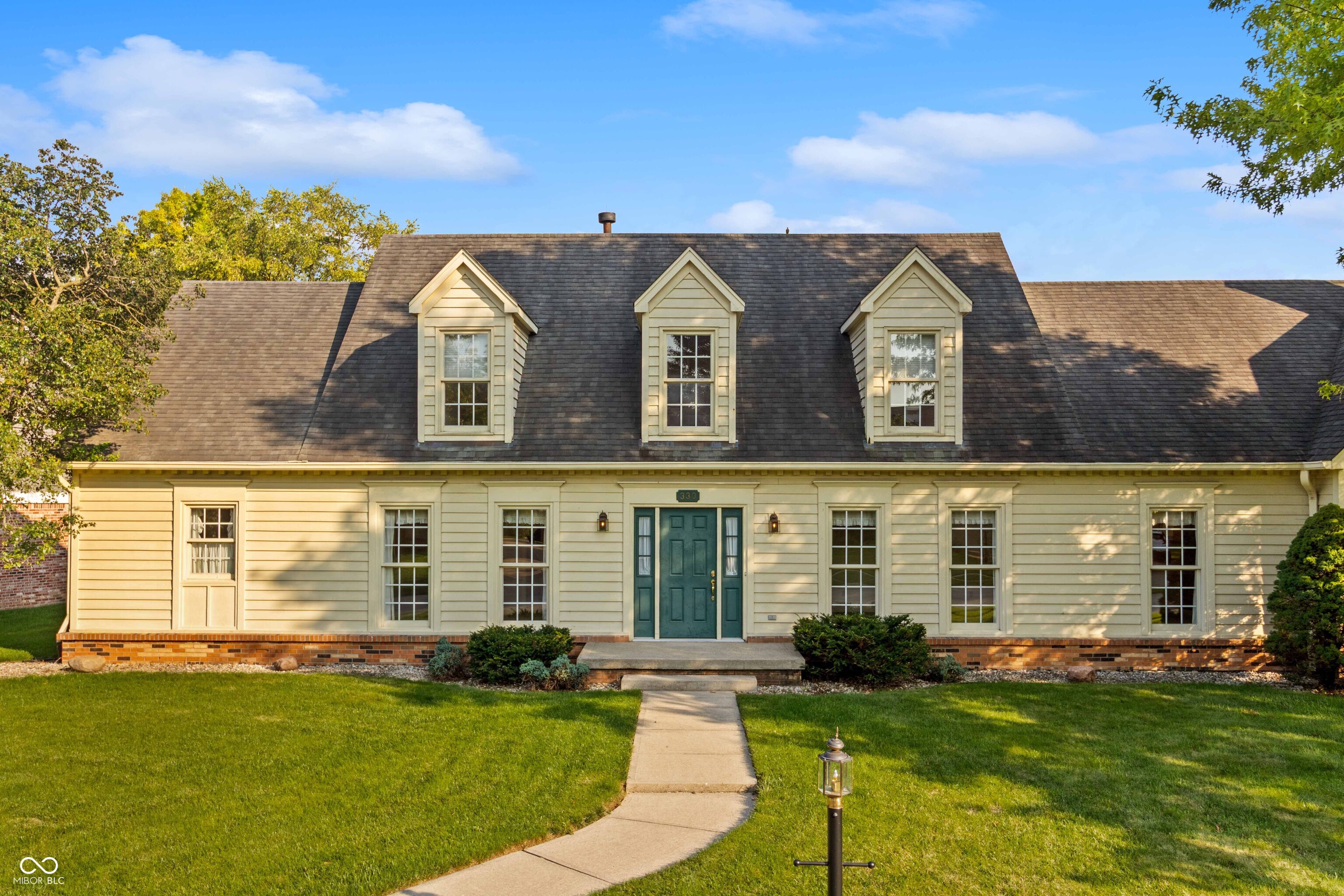 330 Wellington Parkway
