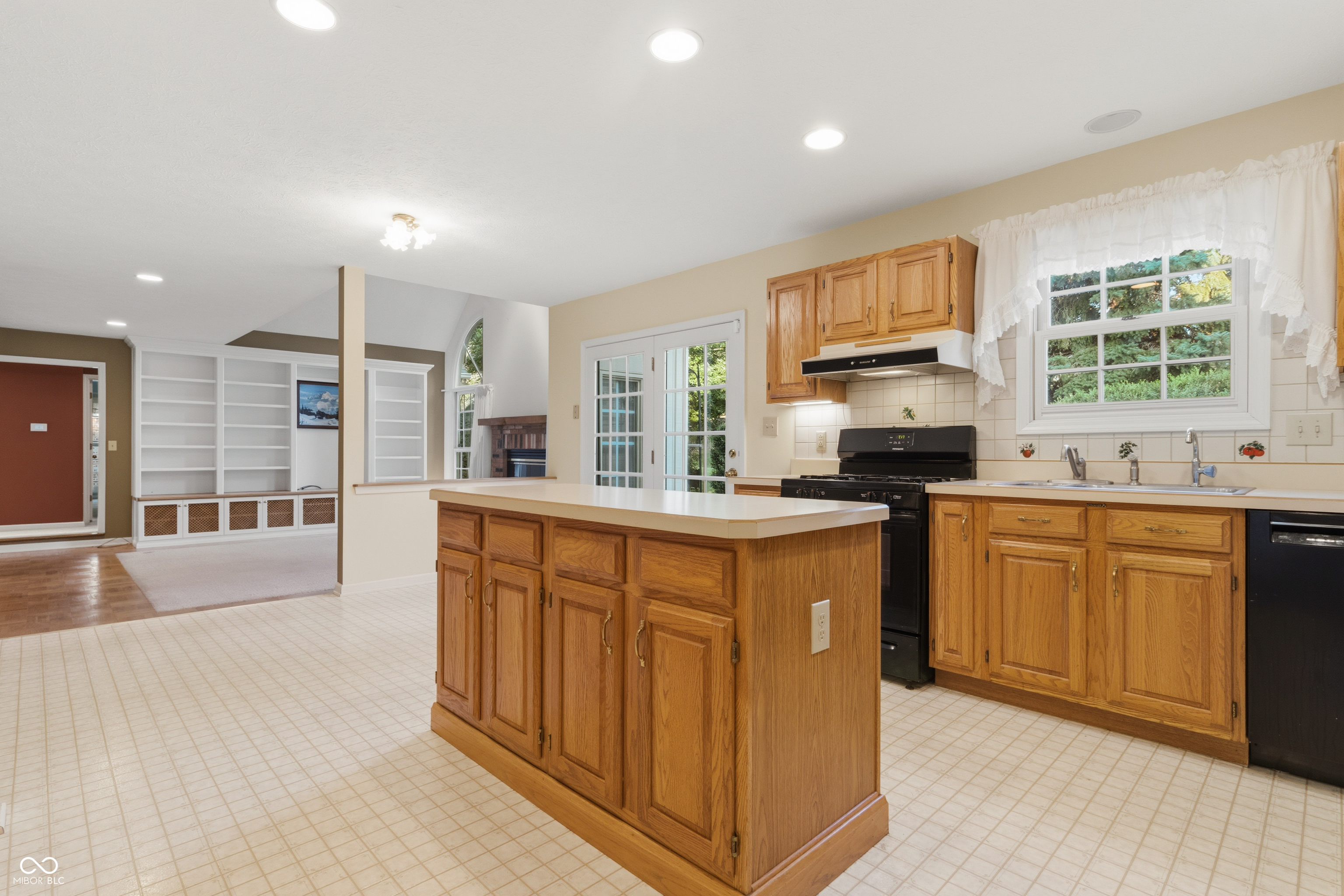 330 Wellington Parkway