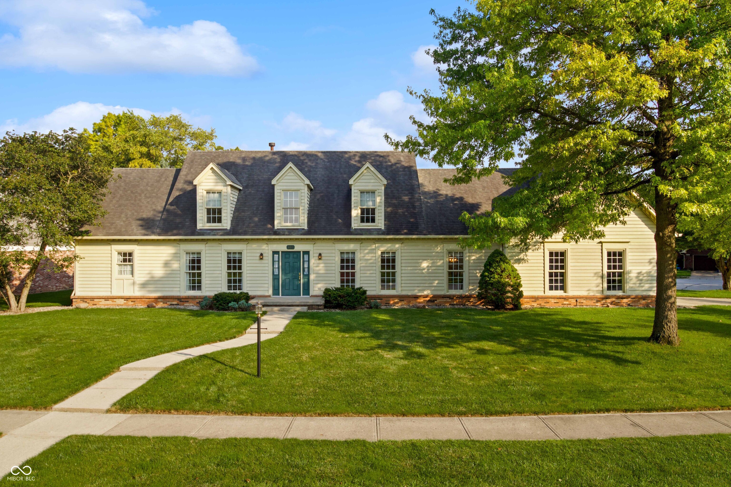 330 Wellington Parkway