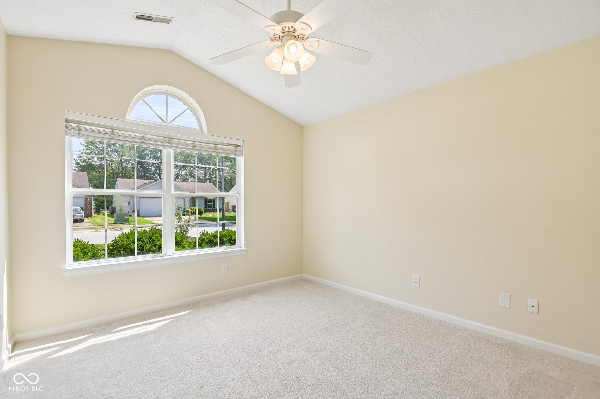 12886 Longleaf Lane