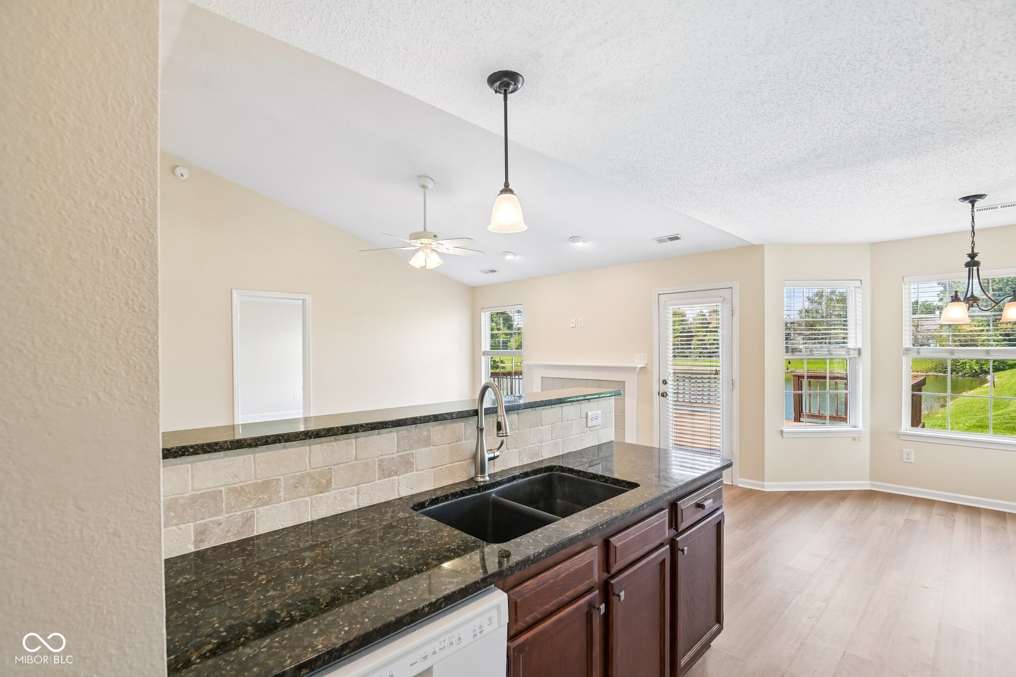 12886 Longleaf Lane