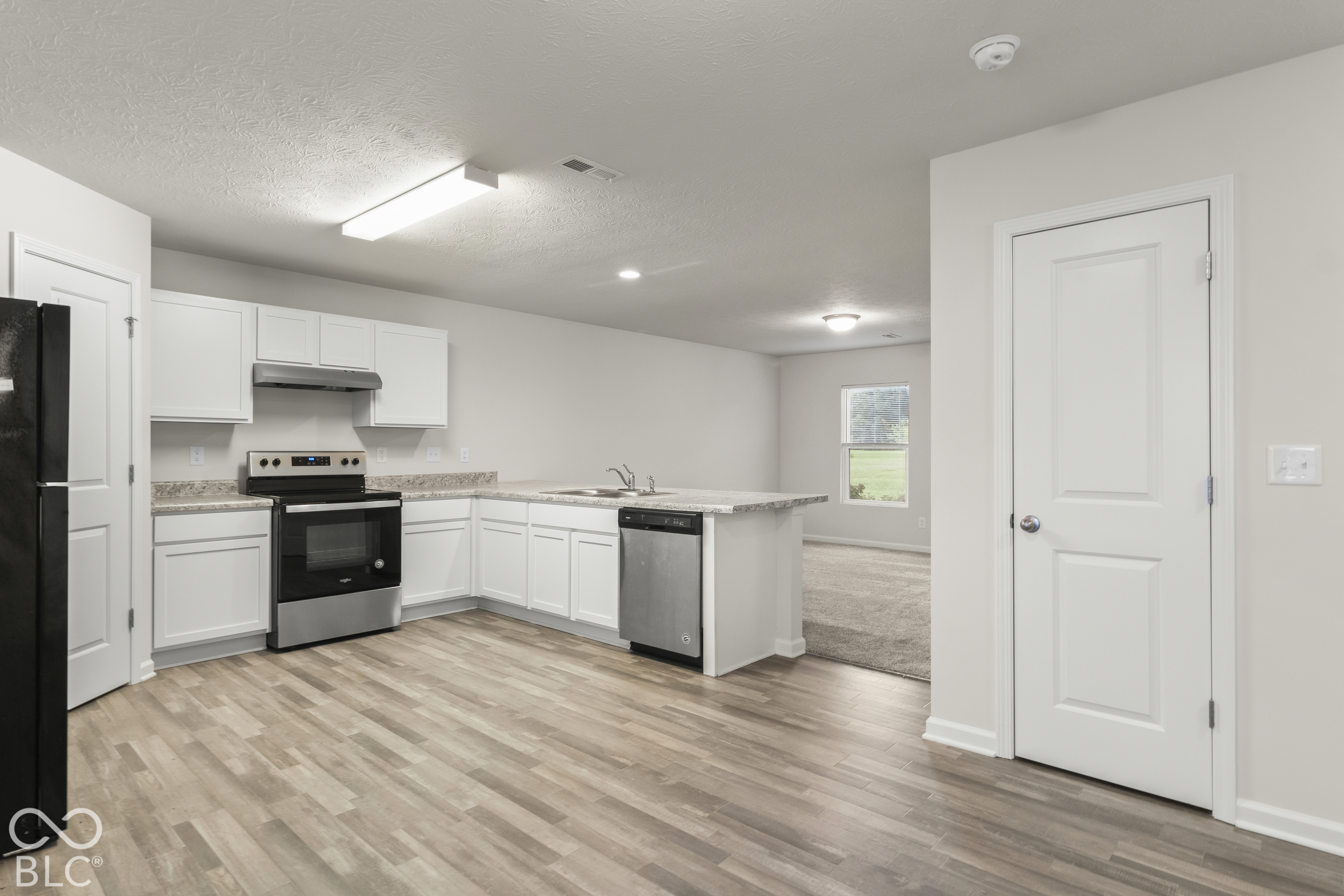1514 E Holly