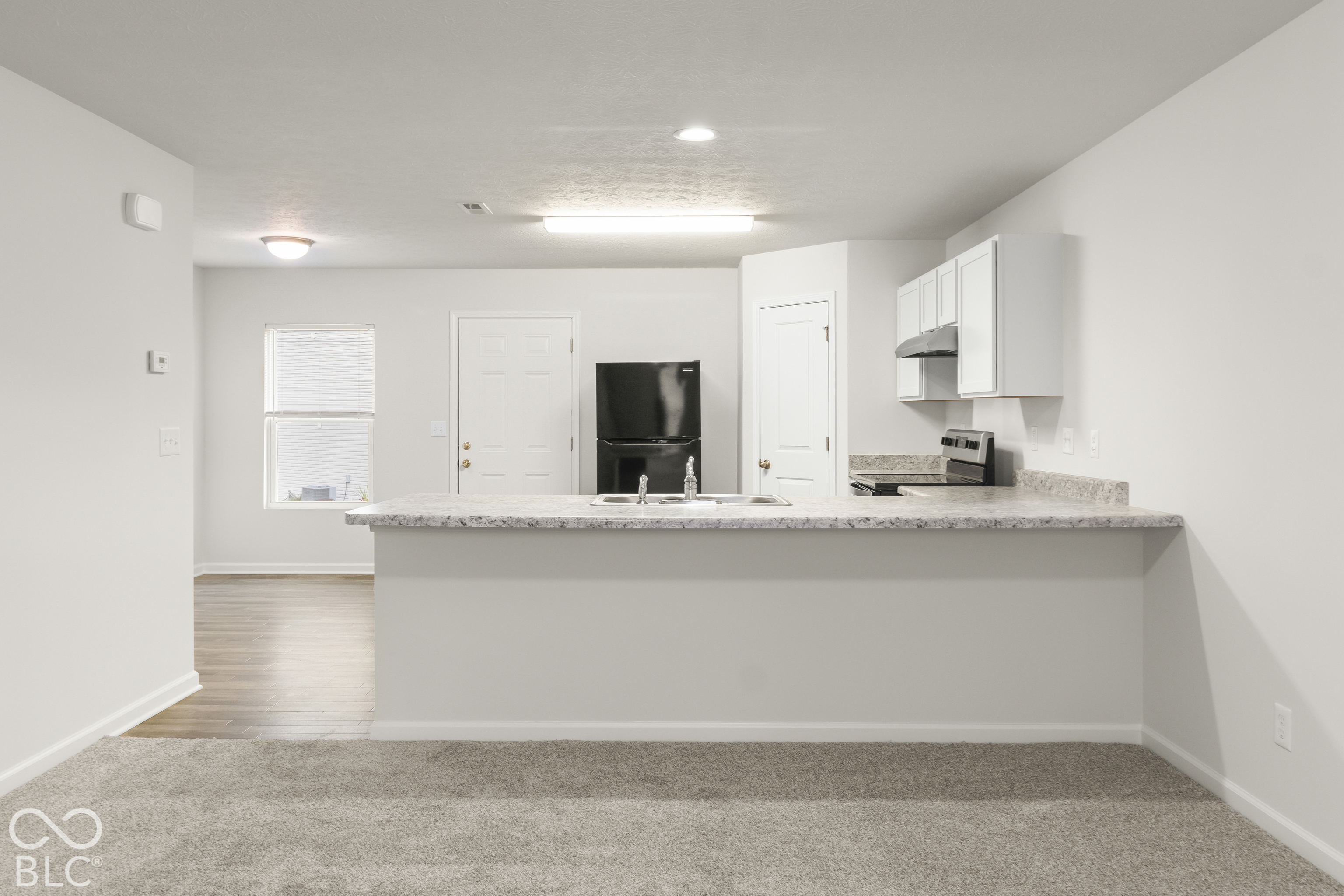 1514 E Holly