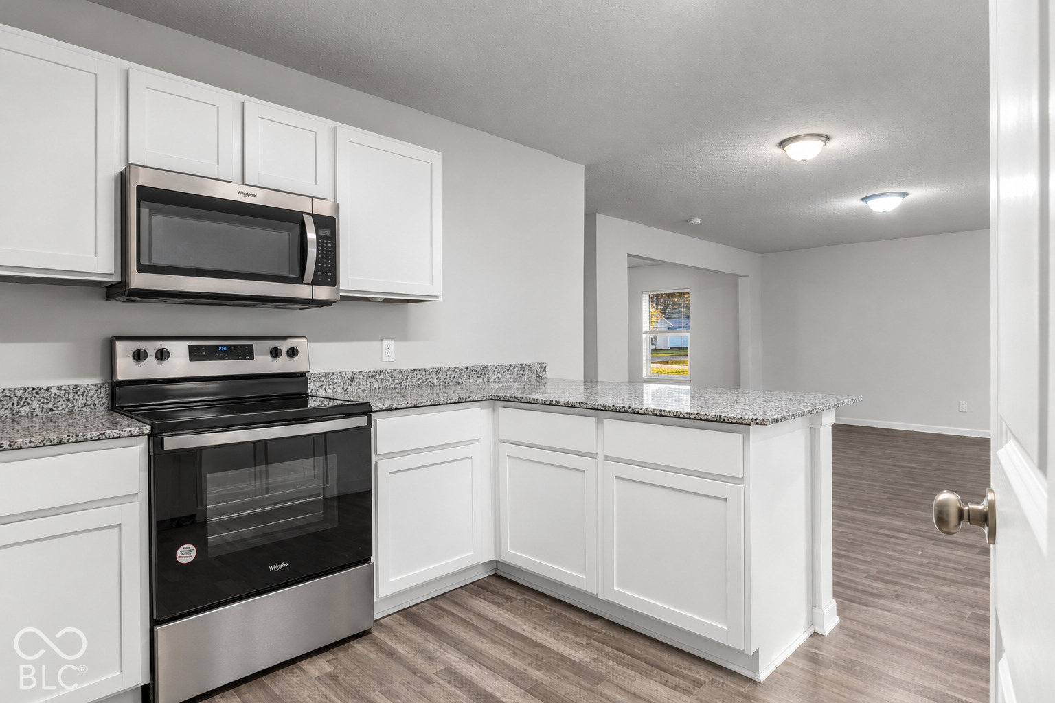 2632 S Crane Pond