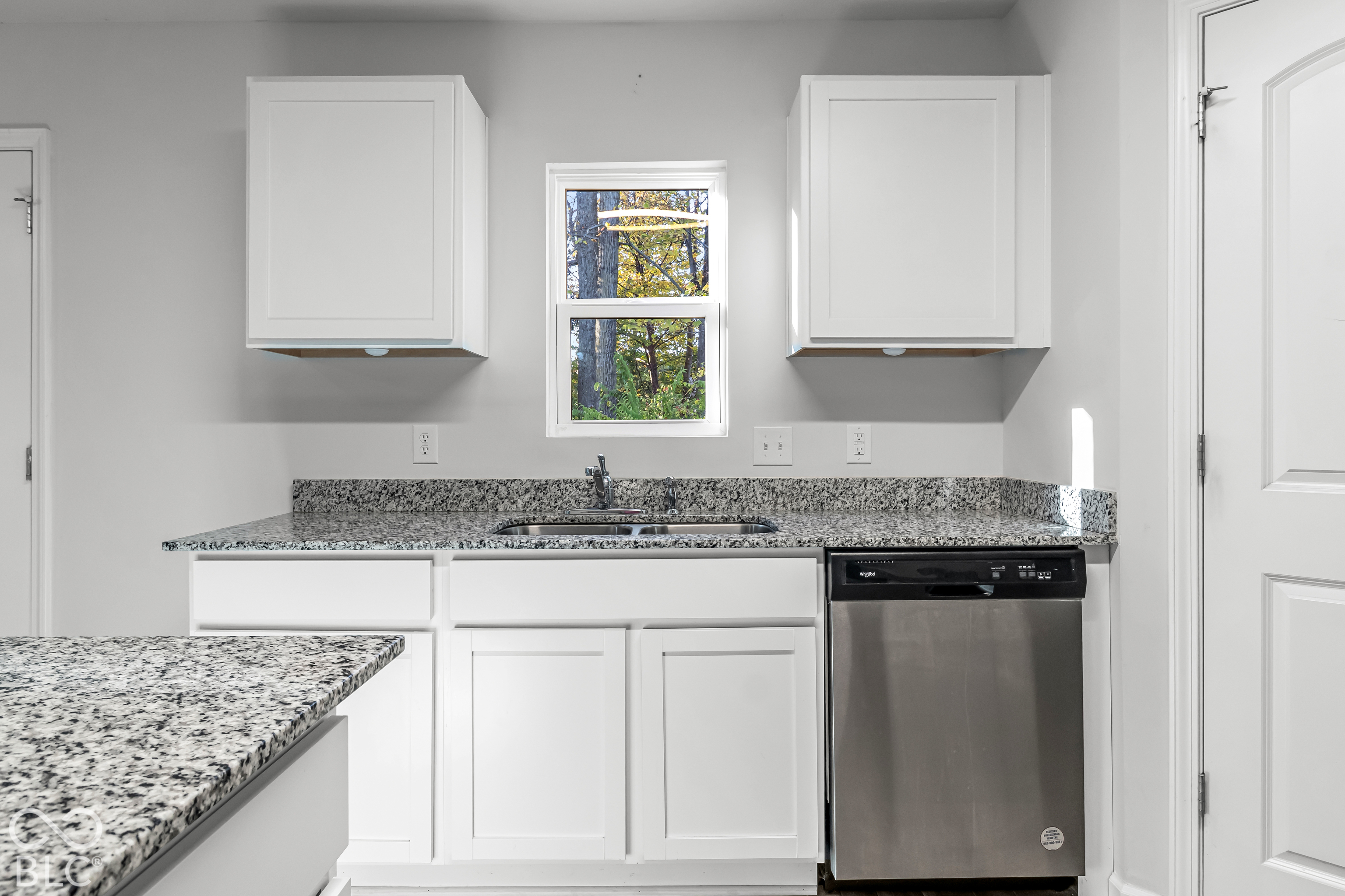 2632 S Crane Pond