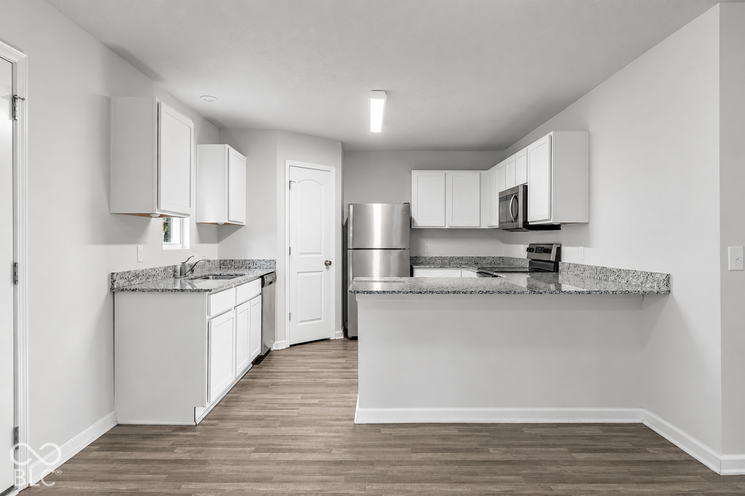 2632 S Crane Pond